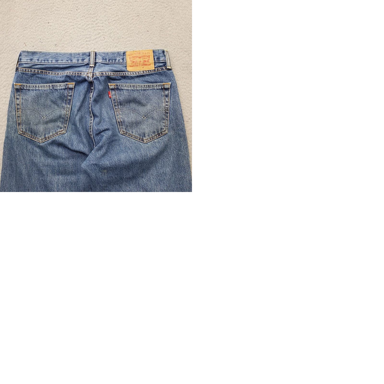 Levi's Levi's 505 Jeans Mens 33x36 Blue Denim 5-Pocket Streetwear Straight Leg Red Tab Shirt Mens Size 33 Blue Jeans Size US 33 - 9 Thumbnail