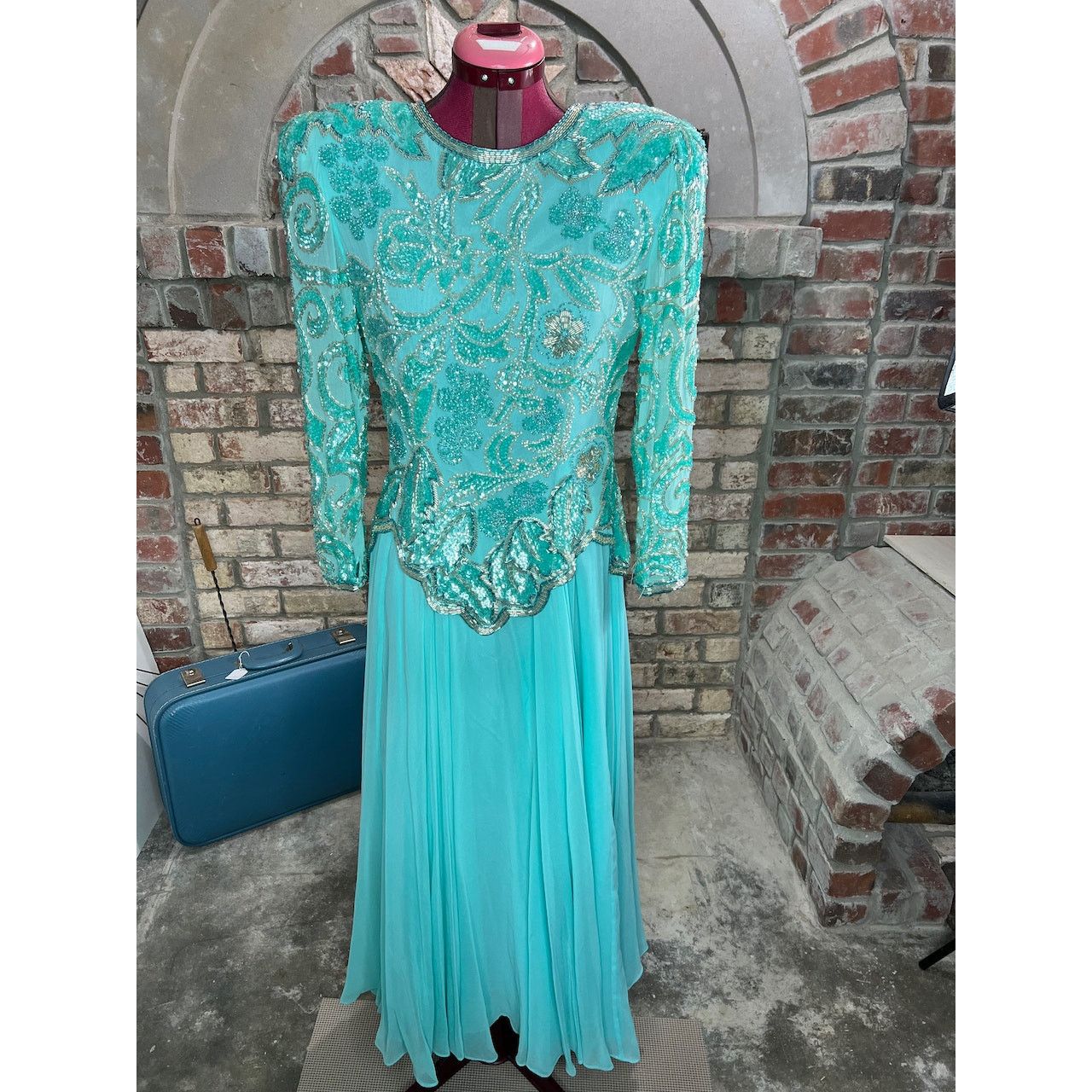 Other dress formal beaded 100% silk swing skirt shoulder pads blue Size M / US 6-8 / IT 42-44 - 1 Thumbnail