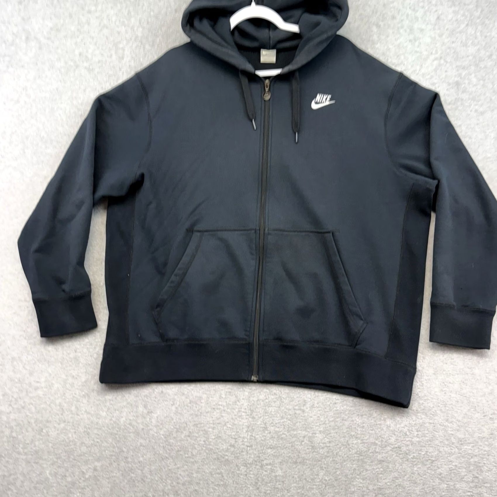 Nike VINTAGE Nike Full Zip Hoodie Black Silver Tag Embroidered XXL Hoodie Men Size US XXL / EU 58 / 5 - 3 Thumbnail