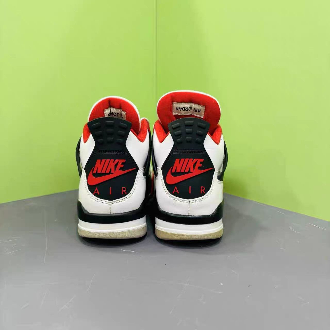 Jordan Brand Air Jordan 4 Retro Fire Red K15 Size US 9.5 / EU 42-43 - 5 Thumbnail