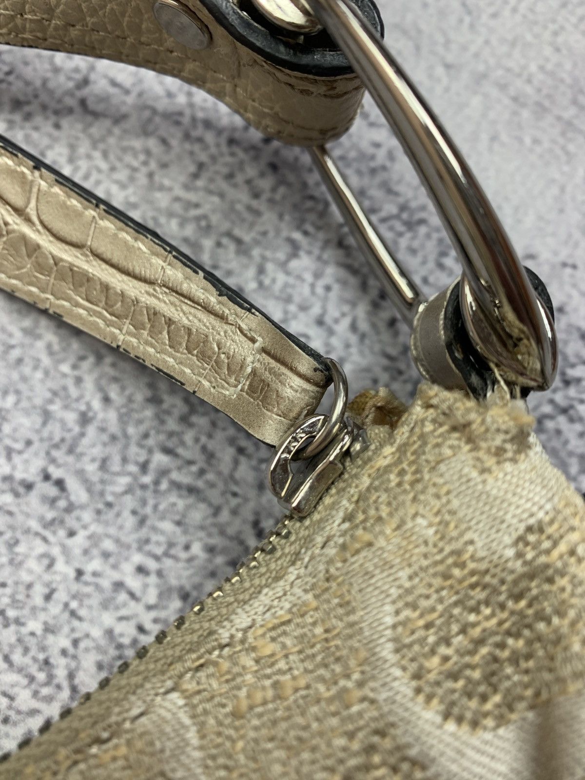 Guess Vintage Guess Denim Handbag Beige Y2K Style Retro Size ONE SIZE - 10 Thumbnail