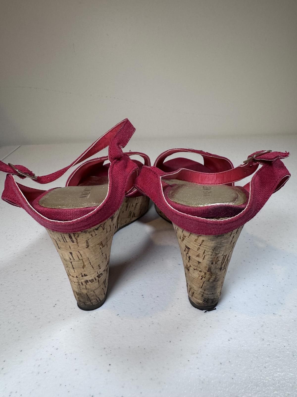 Nine West Nine West Women's Wedge Sandals - Stylish Red Design Size US 10.5 / IT 40.5 - 4 Thumbnail