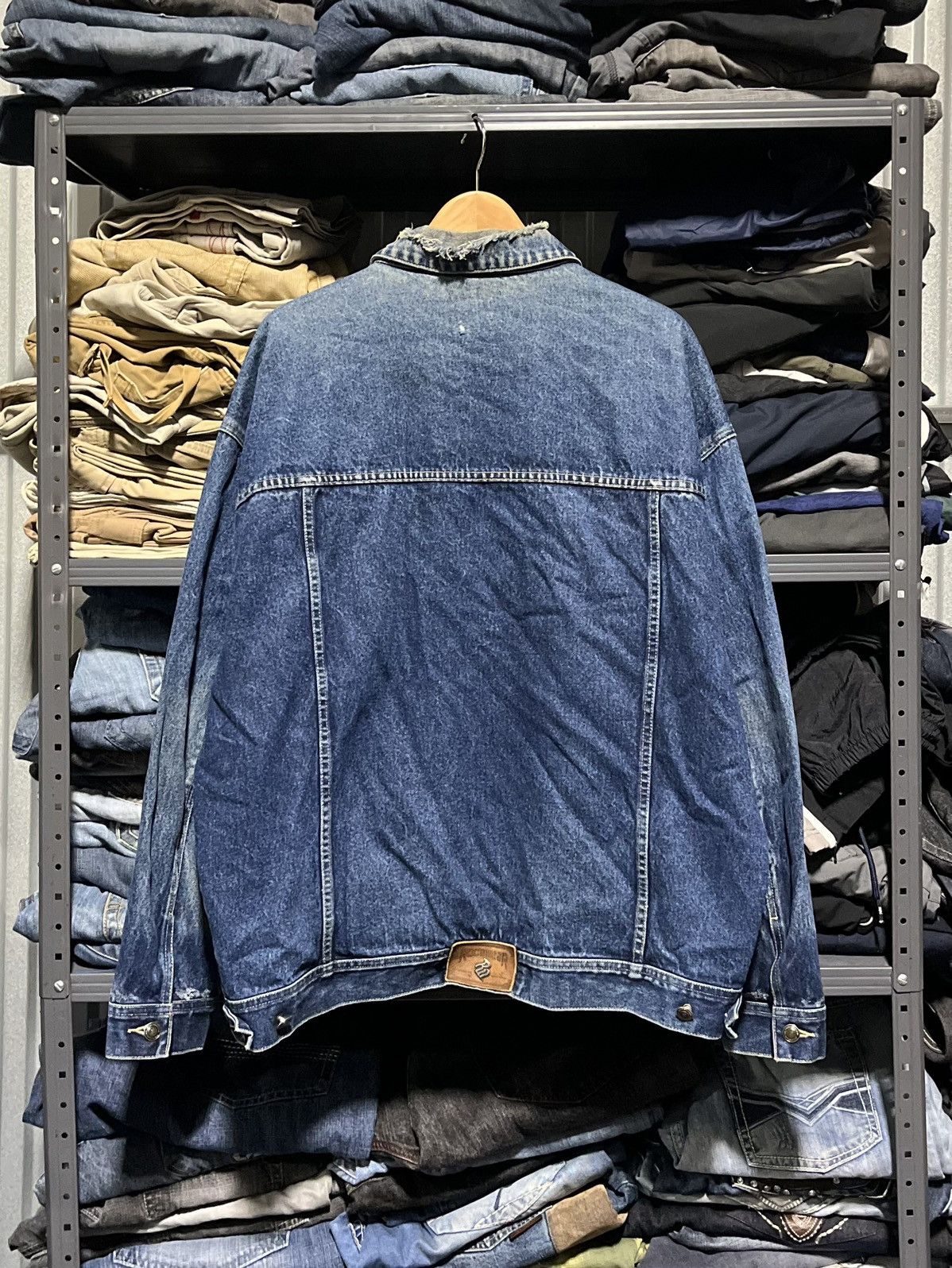 JNCO × Rocawear × Vintage Crazy Vintage Y2K Rocawear Hip-Hop Denim Trucker Jacket Size US XL / EU 56 / 4 - 2 Thumbnail