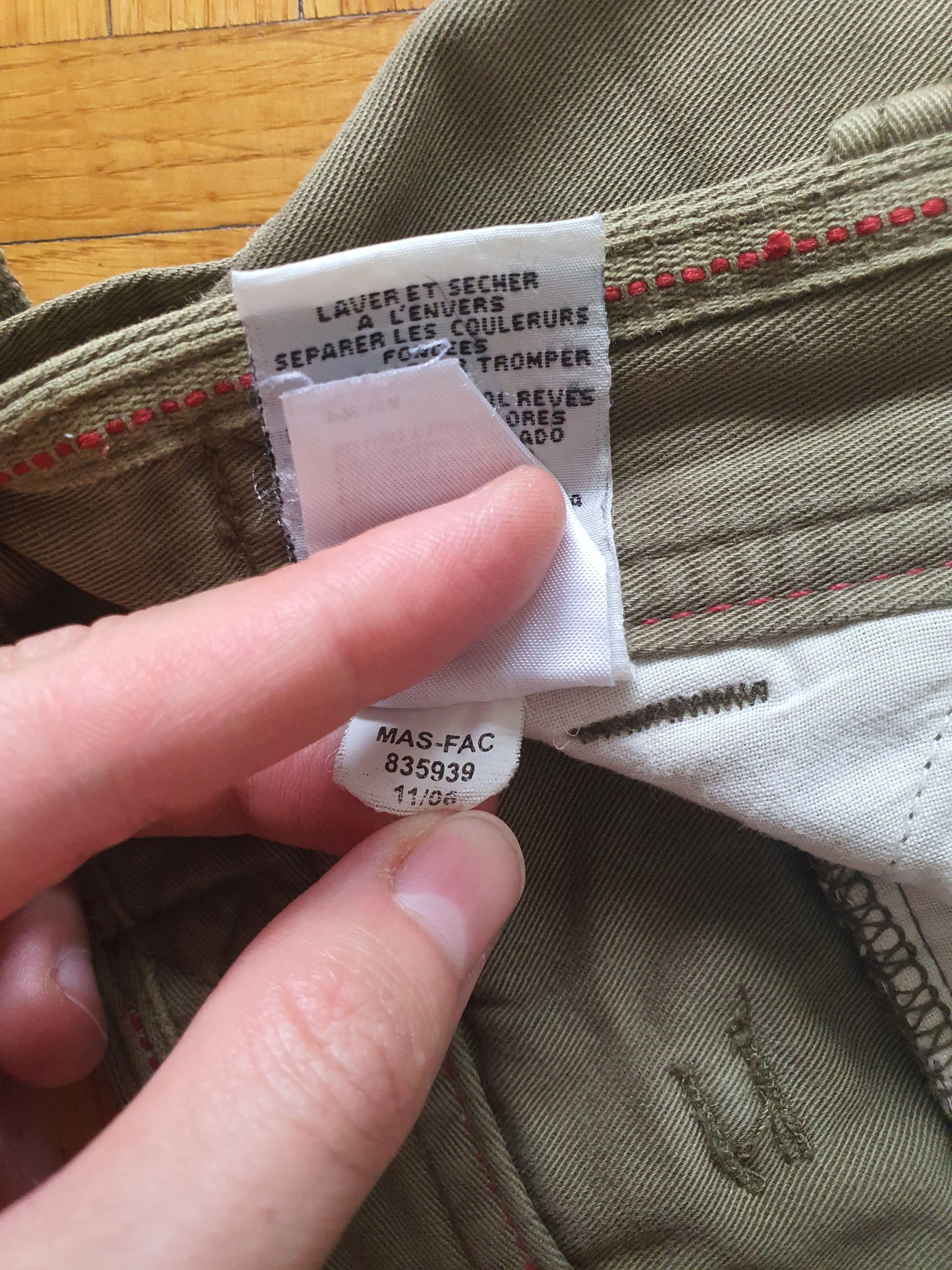 Tommy Hilfiger Hilfiger Denim - Vintage (00s) Olive Green Cargo Shorts Size US 31 - 9 Thumbnail
