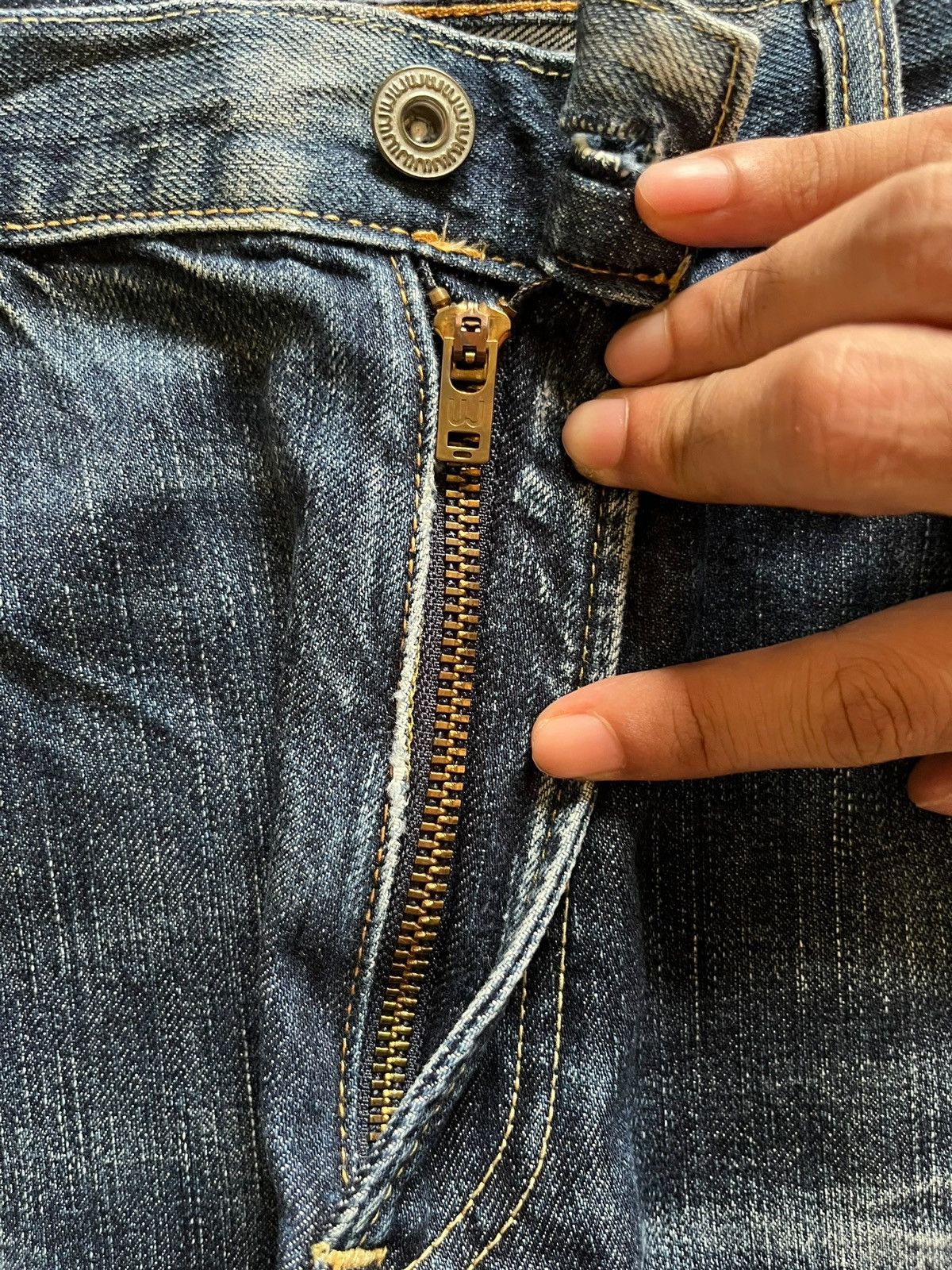 Japanese Brand × Uniqlo Vintage S002 Uniqlo Blue Wash Distressed Baggy Jeans Size US 36 / EU 52 - 3 Thumbnail