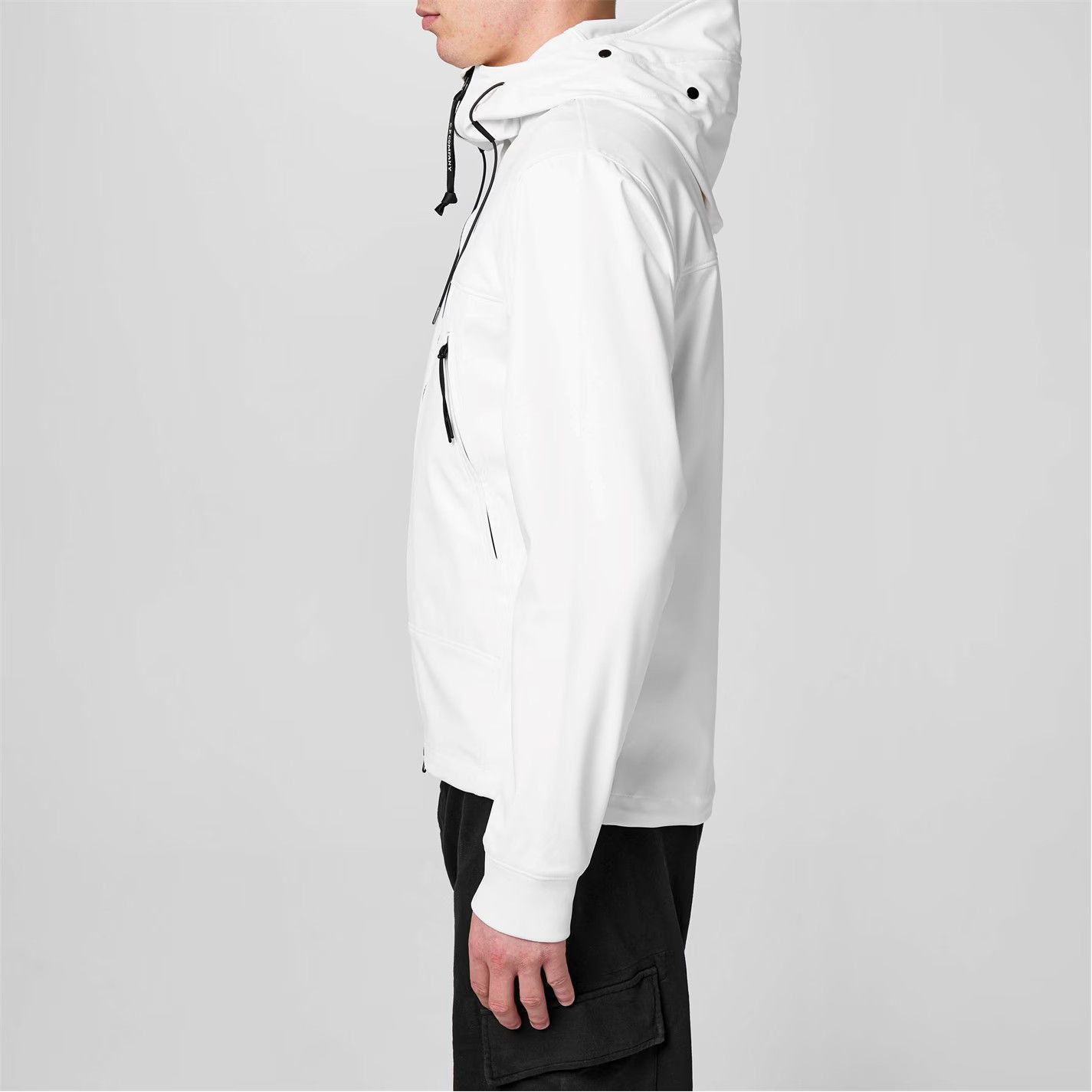 C.P. Company o1g2r1mq0426 Water Resistant Softshell Jacket in White Size US L / EU 52-54 / 3 - 4 Thumbnail