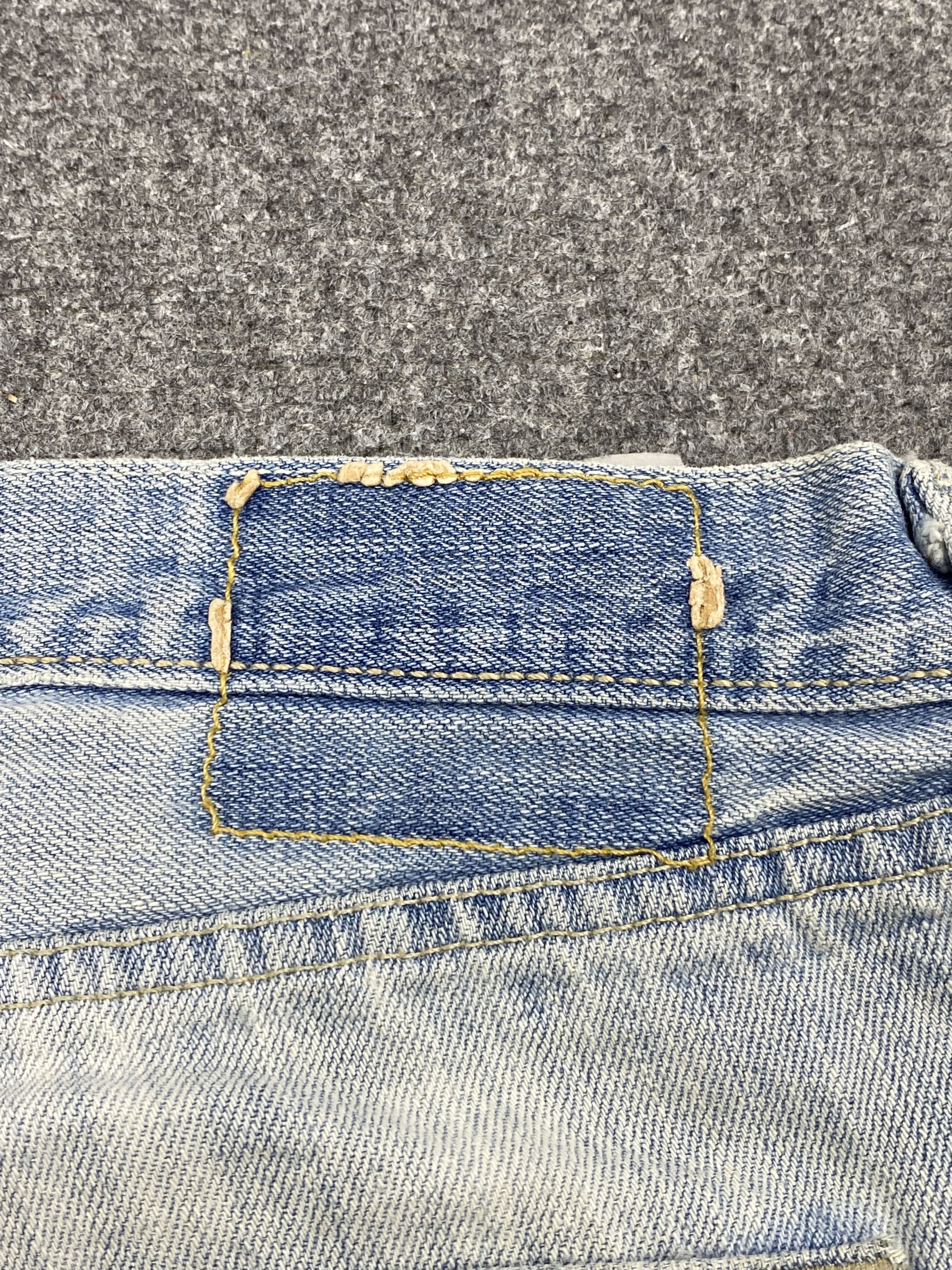 Levi's × Vintage Light Washed Vintage Levis 501 Denim Jeans Size US 38 / EU 54 - 5 Thumbnail