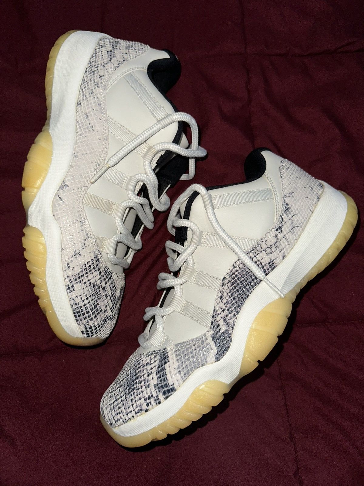 Jordan Brand Jordan 11 low snake skin bone🐍🦴 Size US 10 / EU 43 - 2 Thumbnail