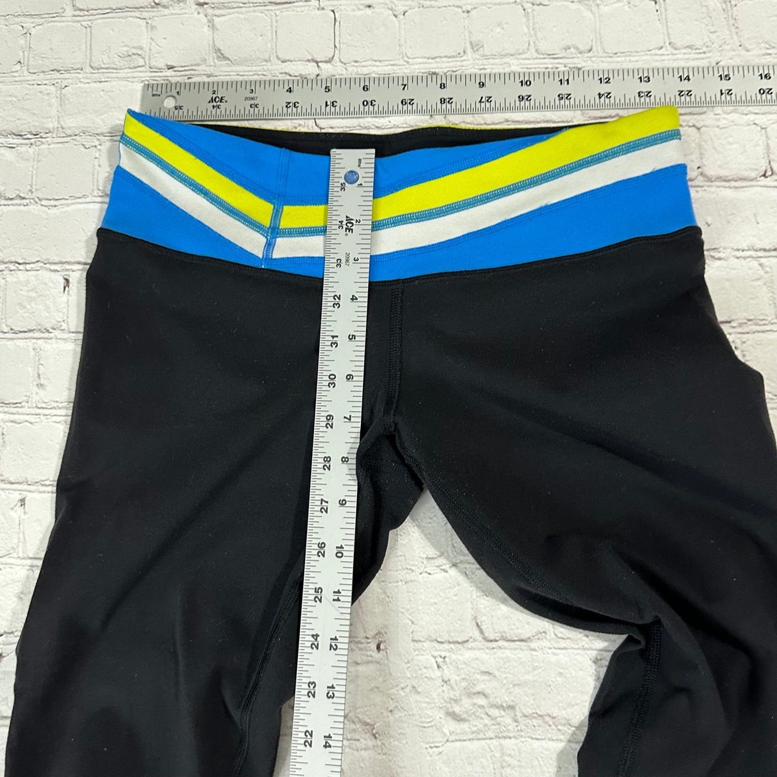 Lululemon Black Lululemon Leggings size 6 Size 28" / US 6 / IT 42 - 6 Thumbnail