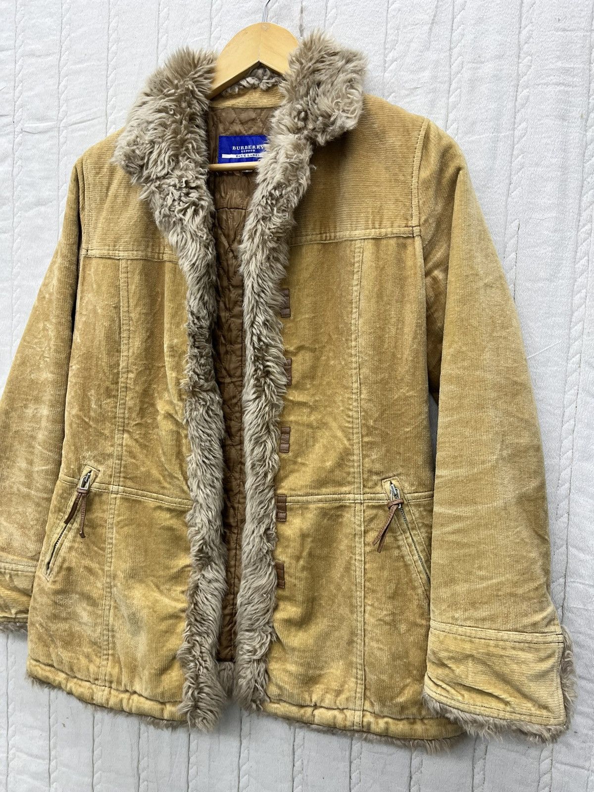 Burberry BURBERRY BLUE LABEL FUR CORDUROY JACKET Size S / US 4 / IT 40 - 4 Thumbnail