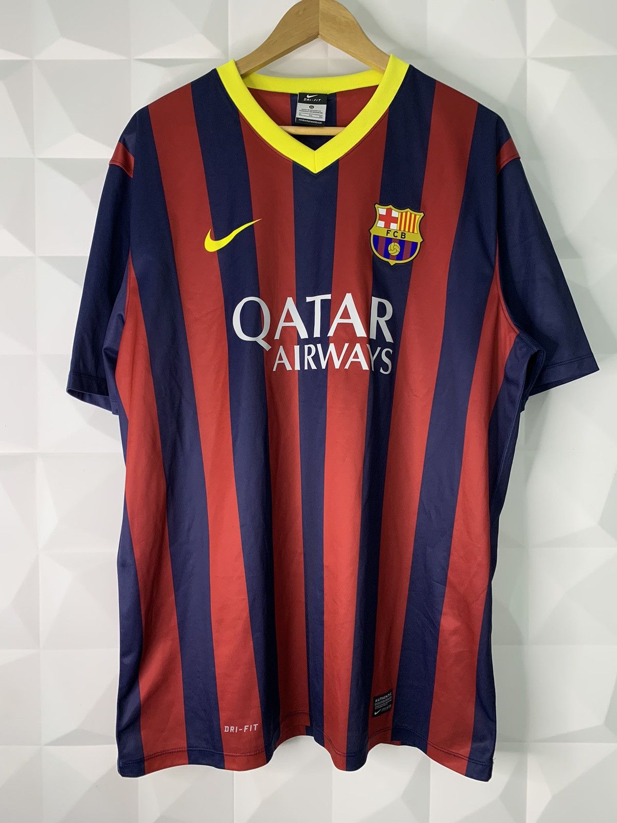 Other BARCELONA 2013 2014 Home Football Shirt Soccer Jersey Nike Size US XL / EU 56 / 4 - 1 Thumbnail