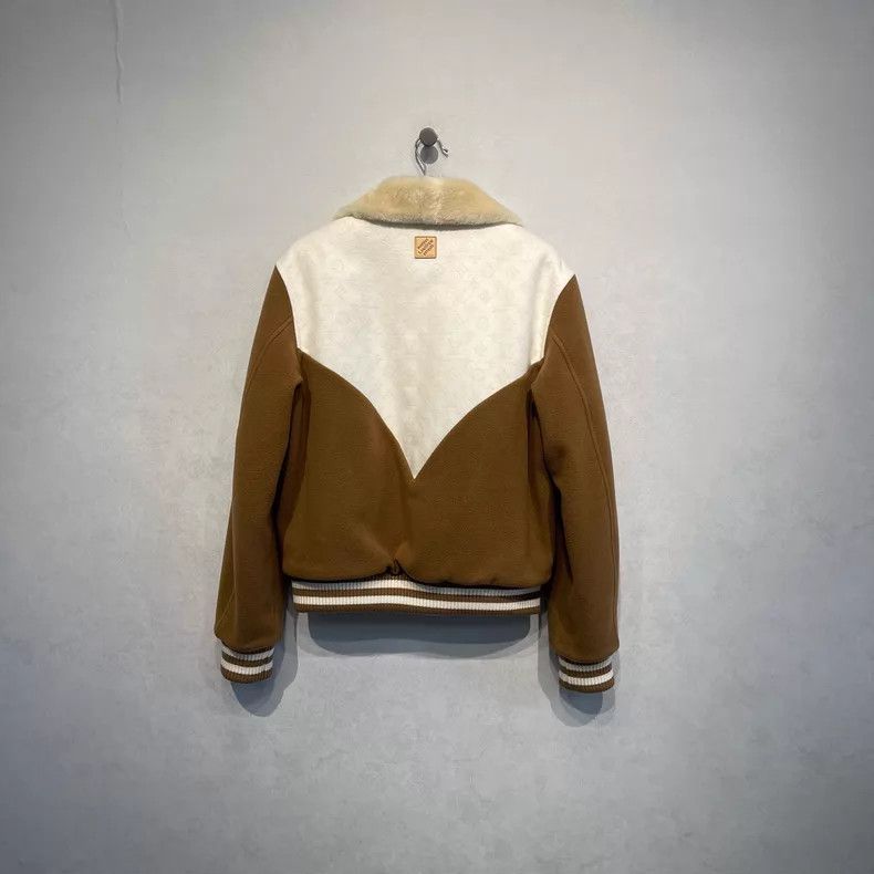 Louis Vuitton Louis Vuitton SS26 Lambswool Neck Zip Long Sleeve Jacket Size US M / EU 48-50 / 2 - 2 Thumbnail