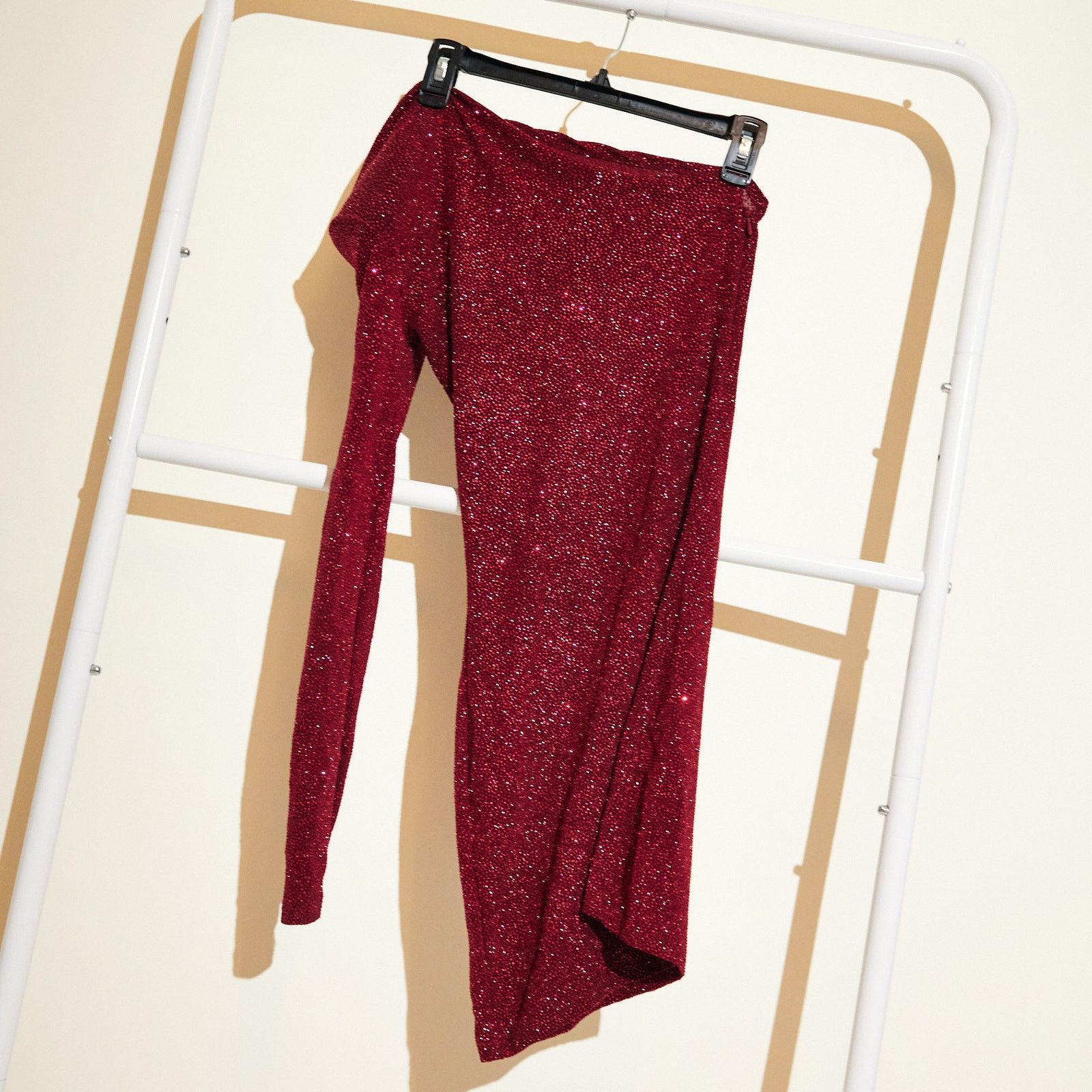 Brian Lichtenberg Brian Lichtenberg One Sleeve Red Glittery Prom Dress Size XS / US 0-2 / IT 36-38 - 2 Thumbnail