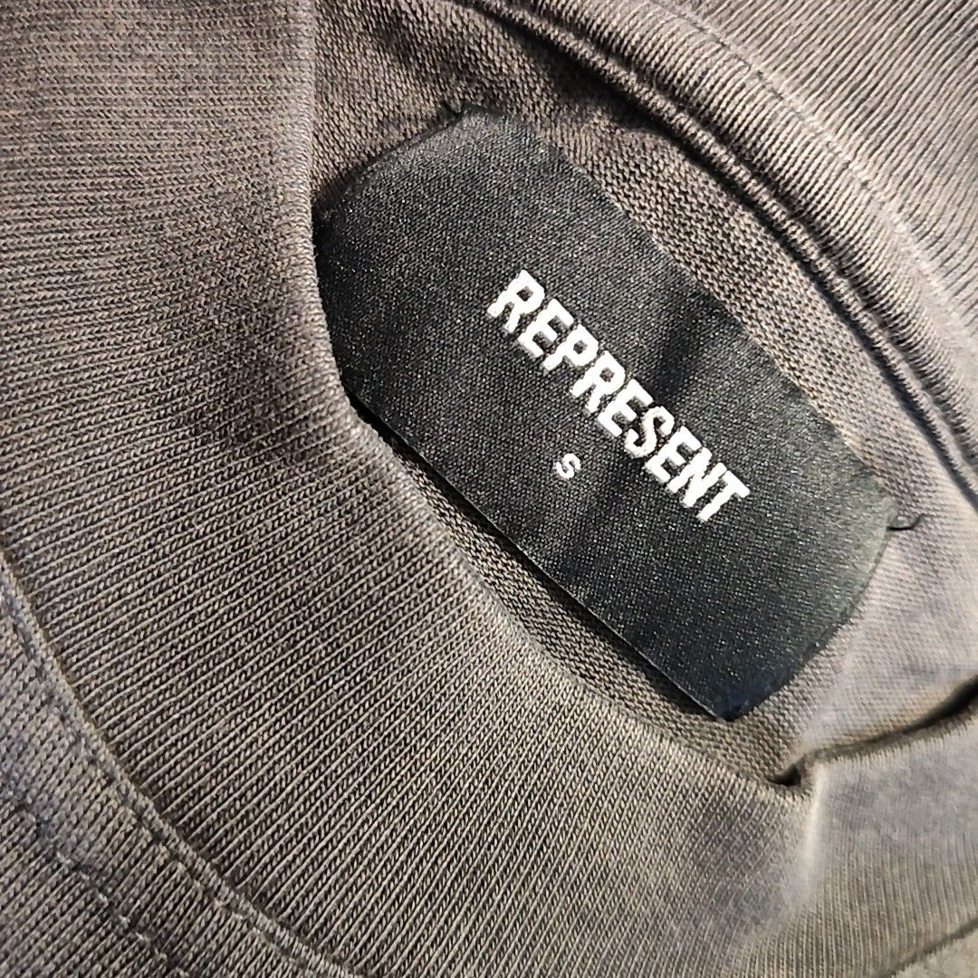 Represent Clo. Destructive apetite print t-shirt Size US S / EU 44-46 / 1 - 11 Thumbnail