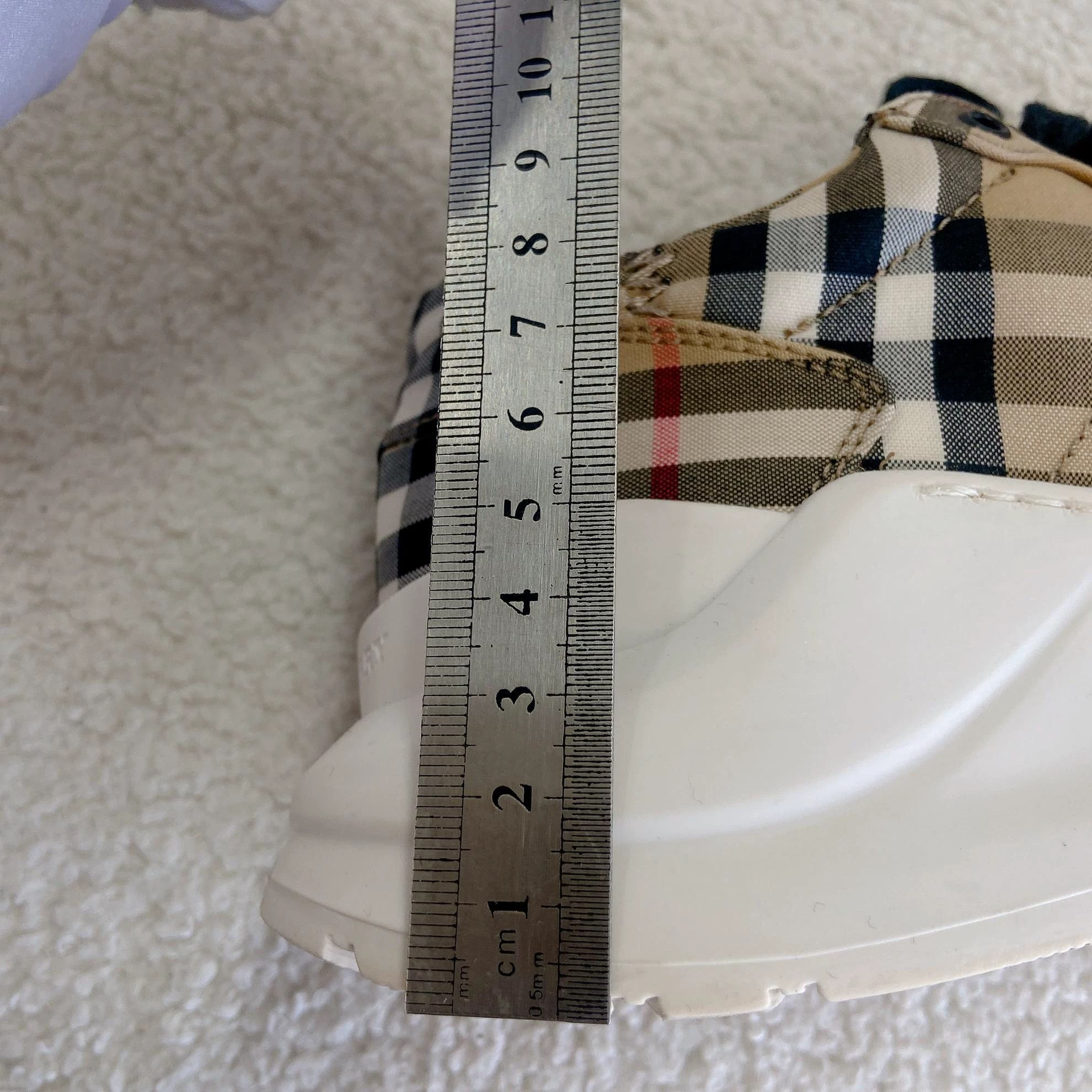 Burberry Burberry Horseferry Check Sneakers Size 38 4972 Size US 7.5 / IT 37.5 - 9 Thumbnail