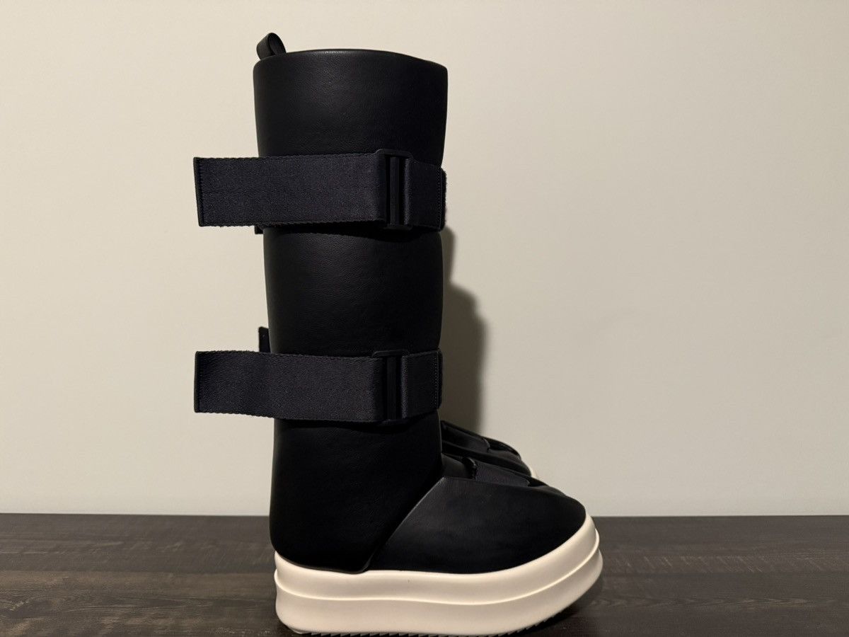 Rick Owens Black splint boots (white bottom) Size US 6.5 / EU 39-40 - 1 Thumbnail