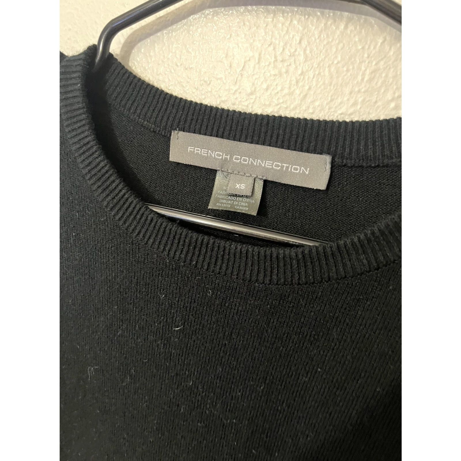French Connection French Connection Sweater Women XS Black Crew Neck Long Sleeve Ribbed Trim Pullover Knit Size XS / US 0-2 / IT 36-38 - 2 Thumbnail