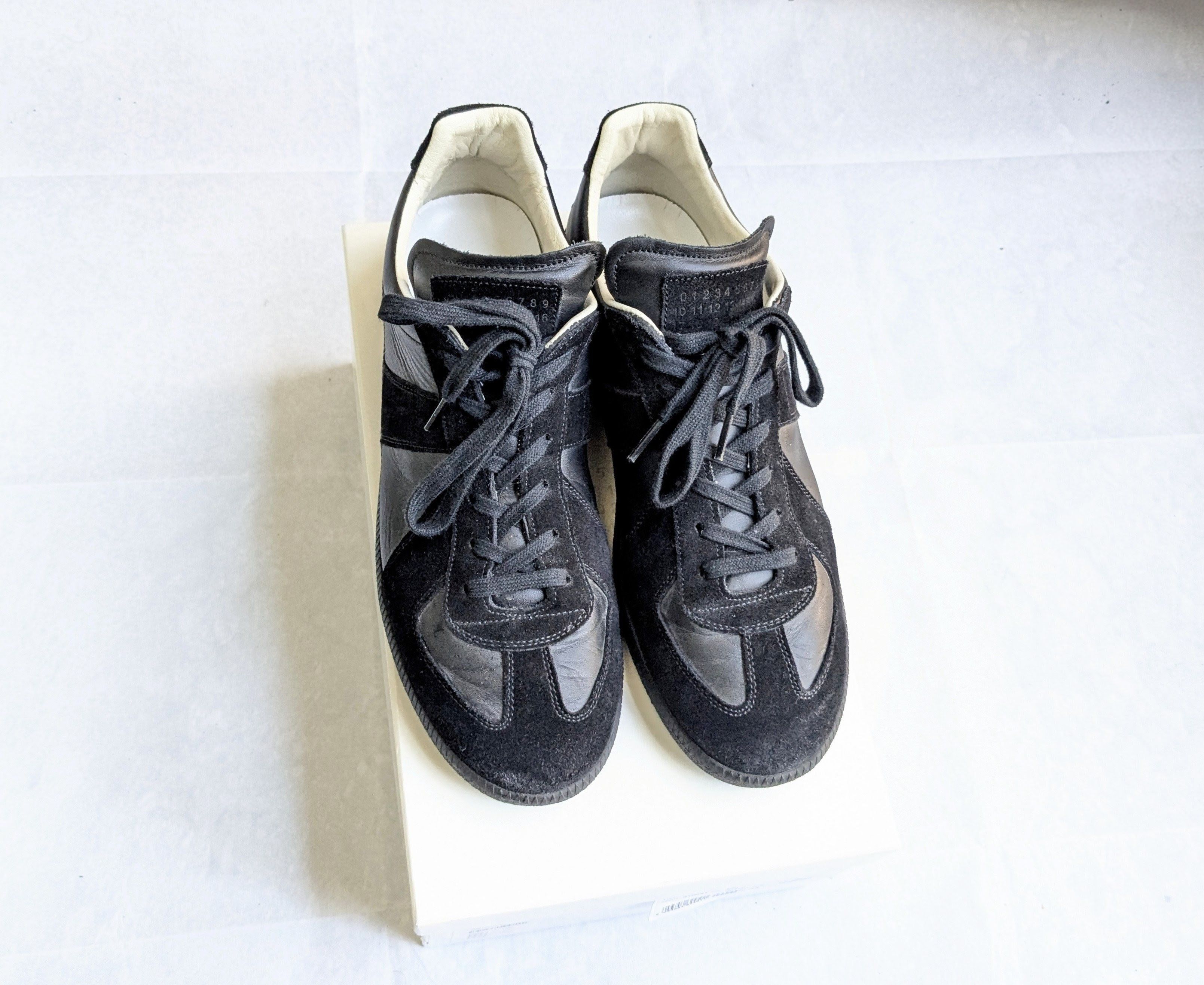 Maison Margiela Maison Margiela Replica GAT Black 11 44 Low Tops Size US 11 / EU 44 - 2 Thumbnail