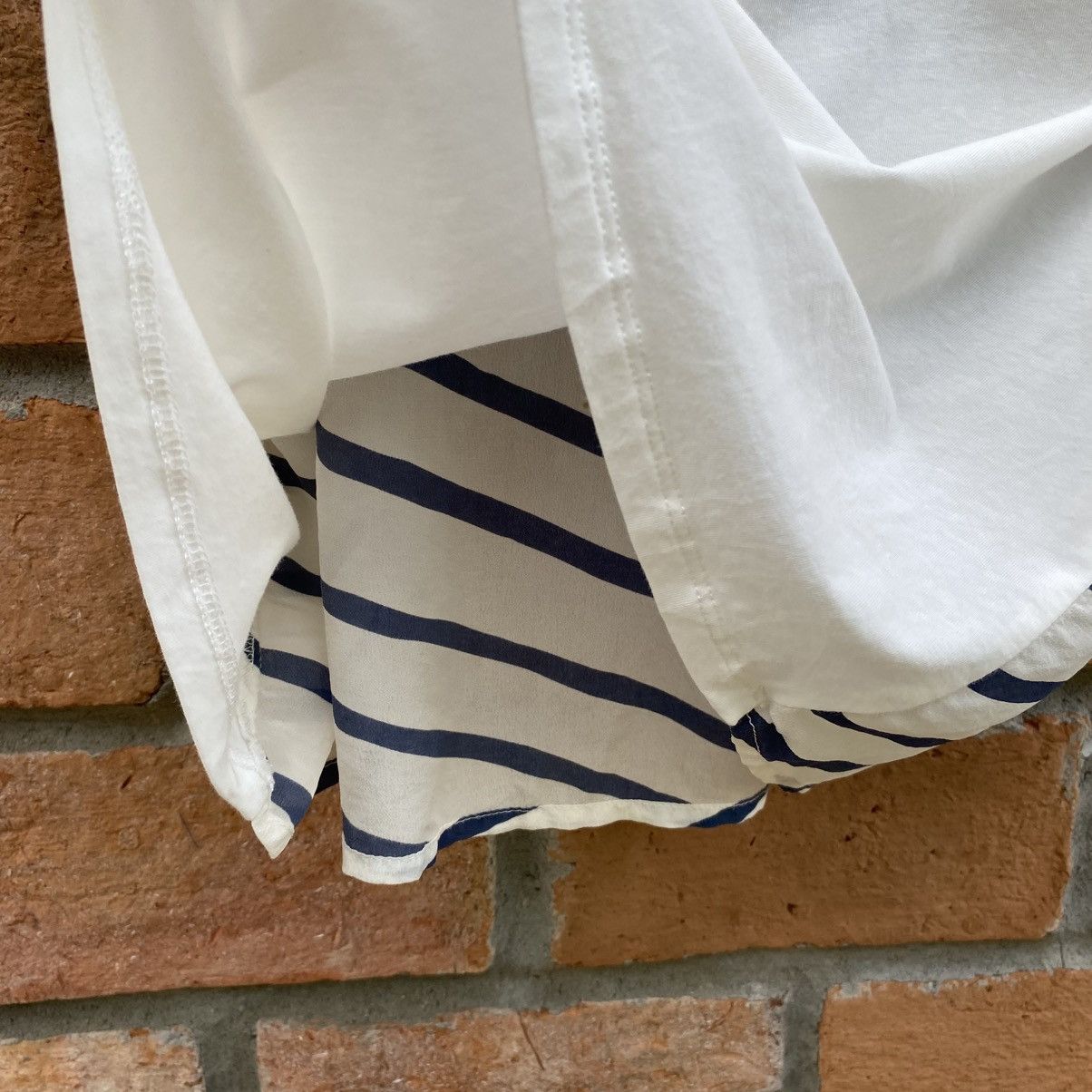 Max Mara Max Mara Striped Tee with Floral Appliqué Size M / US 6-8 / IT 42-44 - 5 Thumbnail