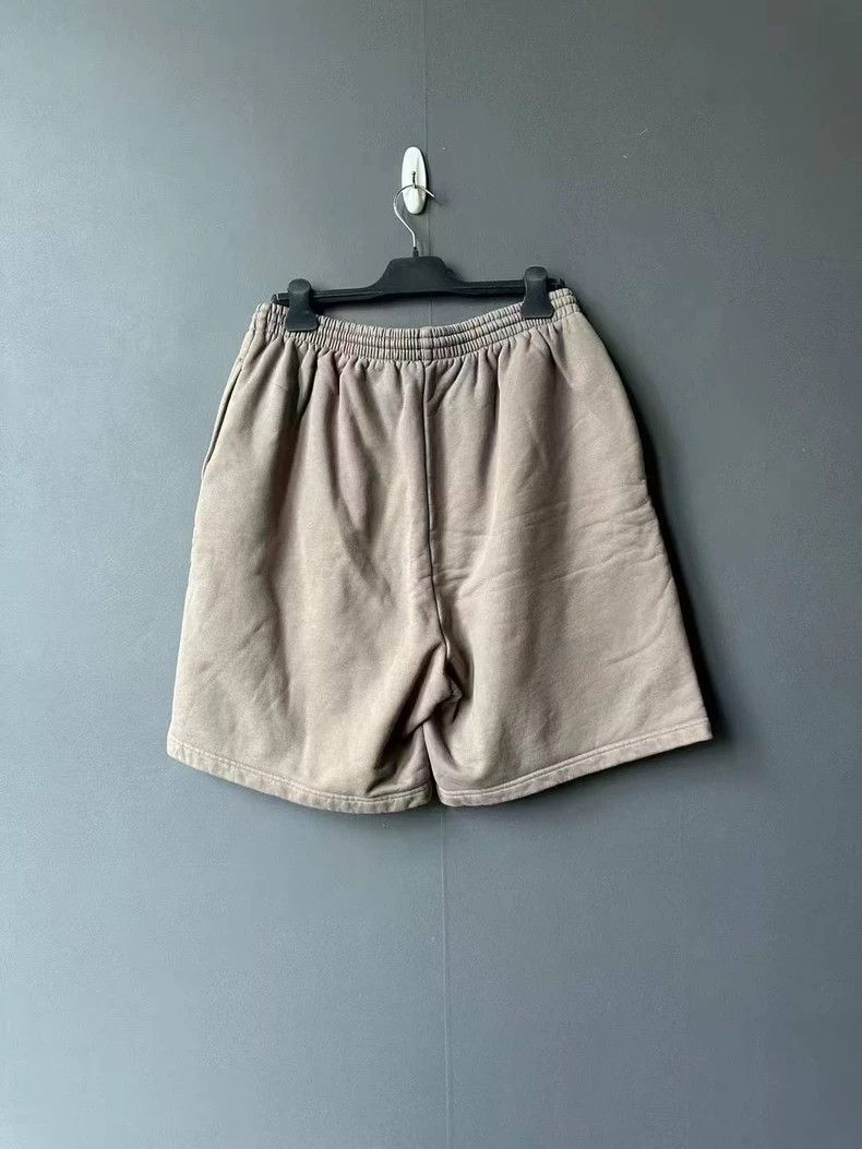 Balenciaga Balenciaga size XS Brown embroidered shorts Size US 27 - 2 Thumbnail