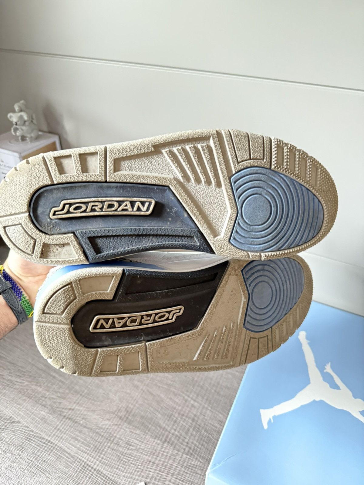 Jordan Brand Nike Air Jordan 3 Retro UNC 2020 Shoes Size US 9 / EU 42 - 7 Thumbnail