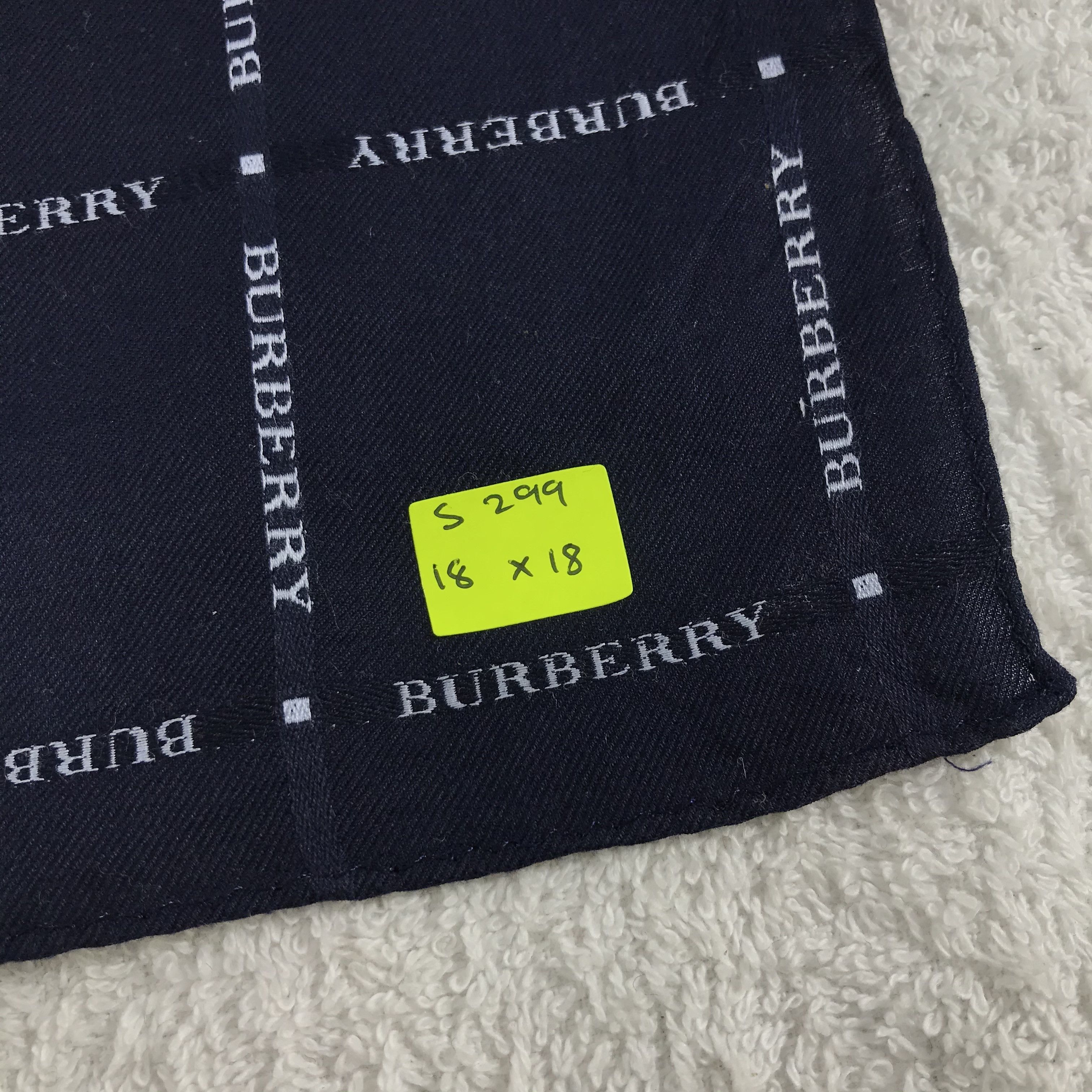 Burberry × Vintage Burberry Bandana / Handkerchief / Neckerchief - S299 Size ONE SIZE - 5 Thumbnail