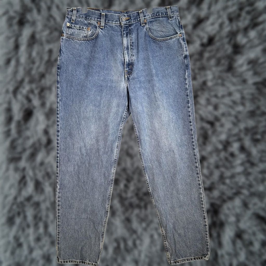 Levi's VINTAGE Levi's 550 Jeans Mens 38x34 Blue Relaxed Fit Tapered Leg Denim Zip Fly Size US 38 / EU 54 - 1 Thumbnail