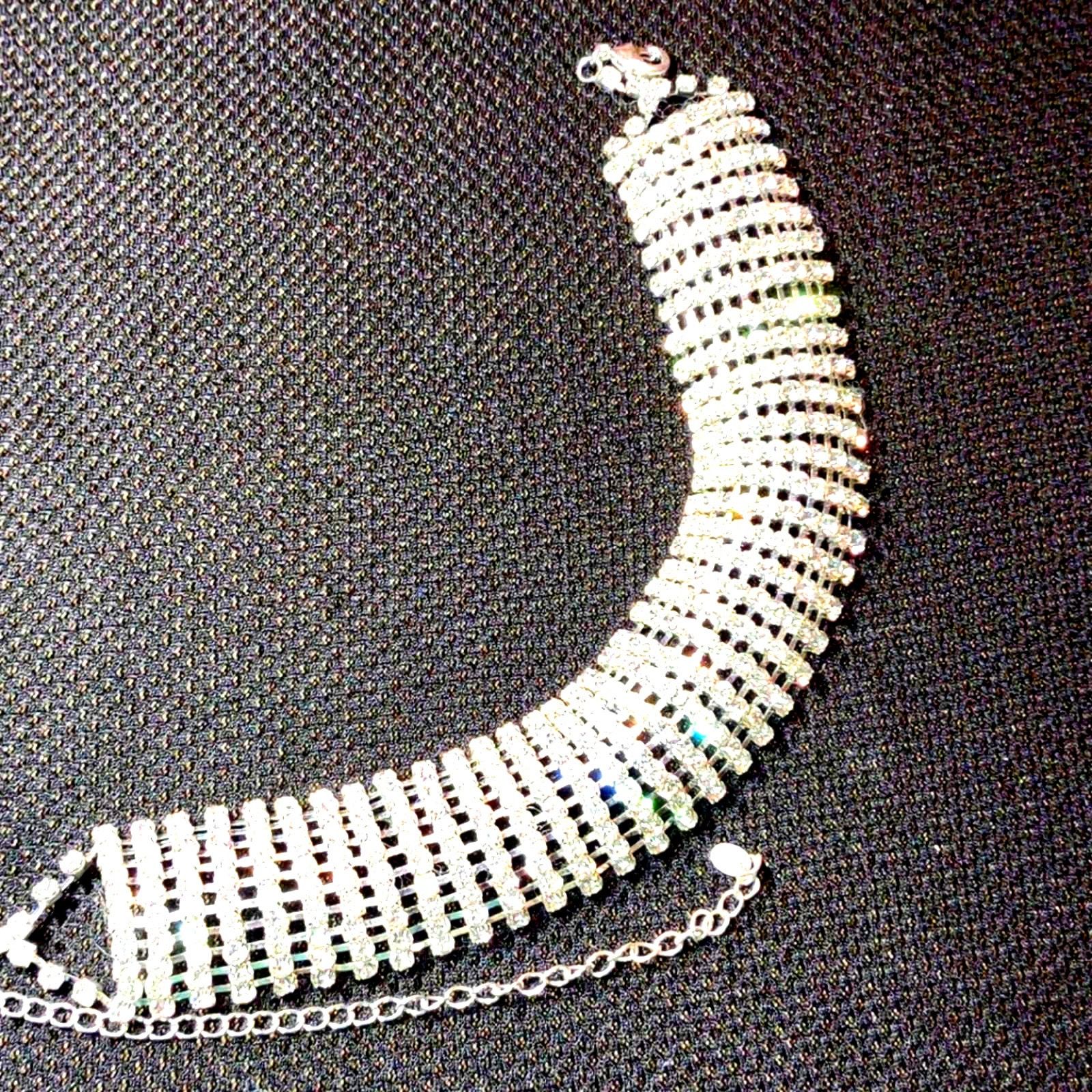 Vintage Exquisite silver plated rhinestone necklace Size ONE SIZE - 3 Thumbnail