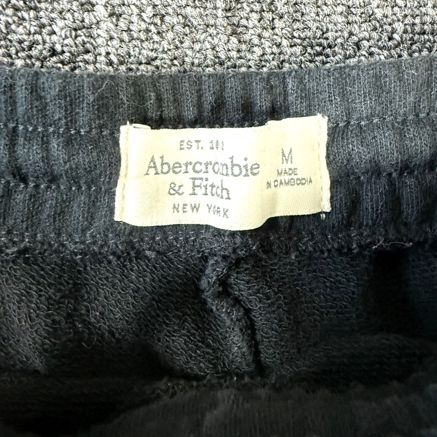 Abercrombie & Fitch VINTAGE Abercrombie & Fitch Drawstring Lounge Short Black White Medium Womens Size 32" / US 10 / IT 46 - 3 Thumbnail