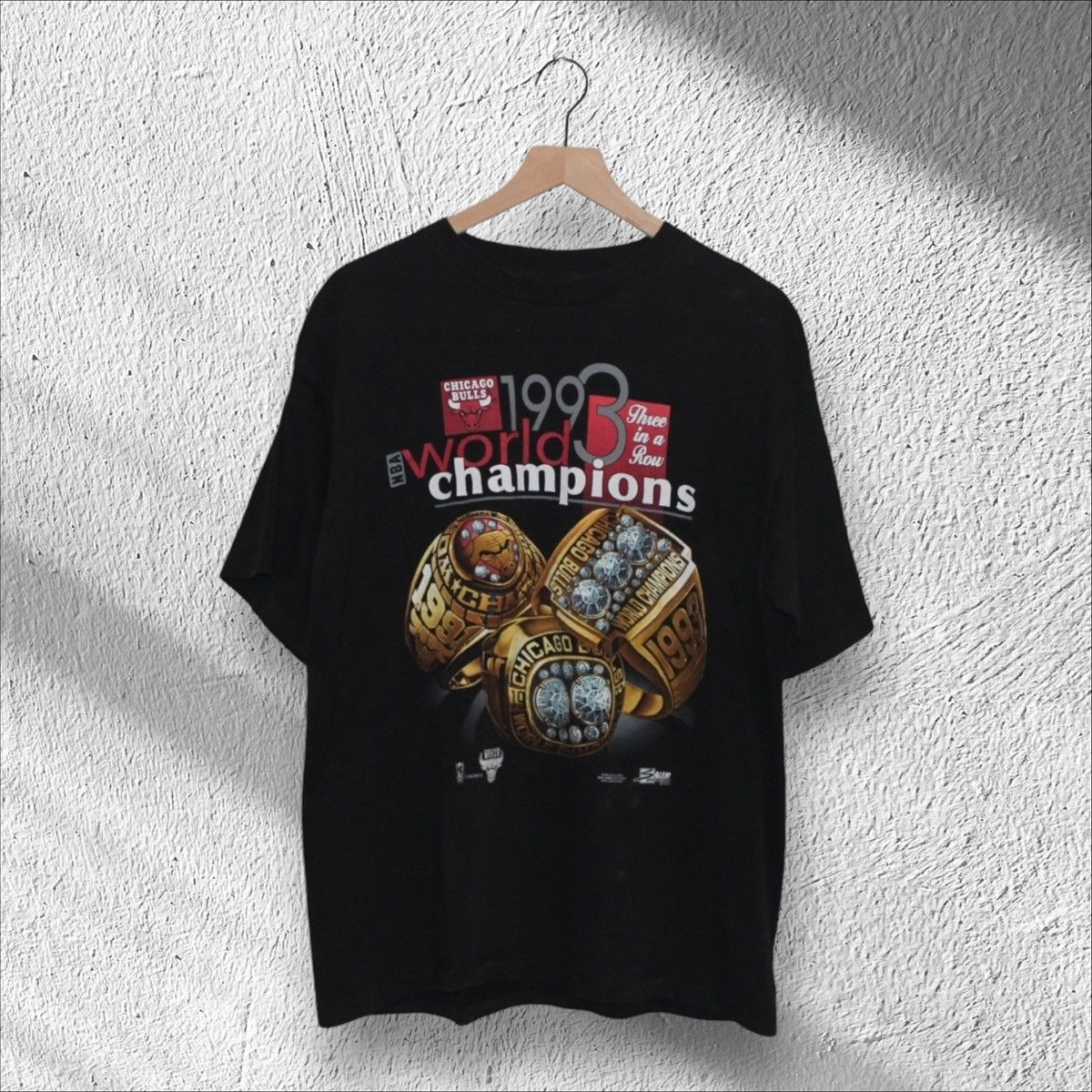 Salem Sportswear × Vintage Vintage 1993 Chicago Bulls 3 Peat Michael Jordan Rare Shirt Size US XL / EU 56 / 4 - 1 Thumbnail