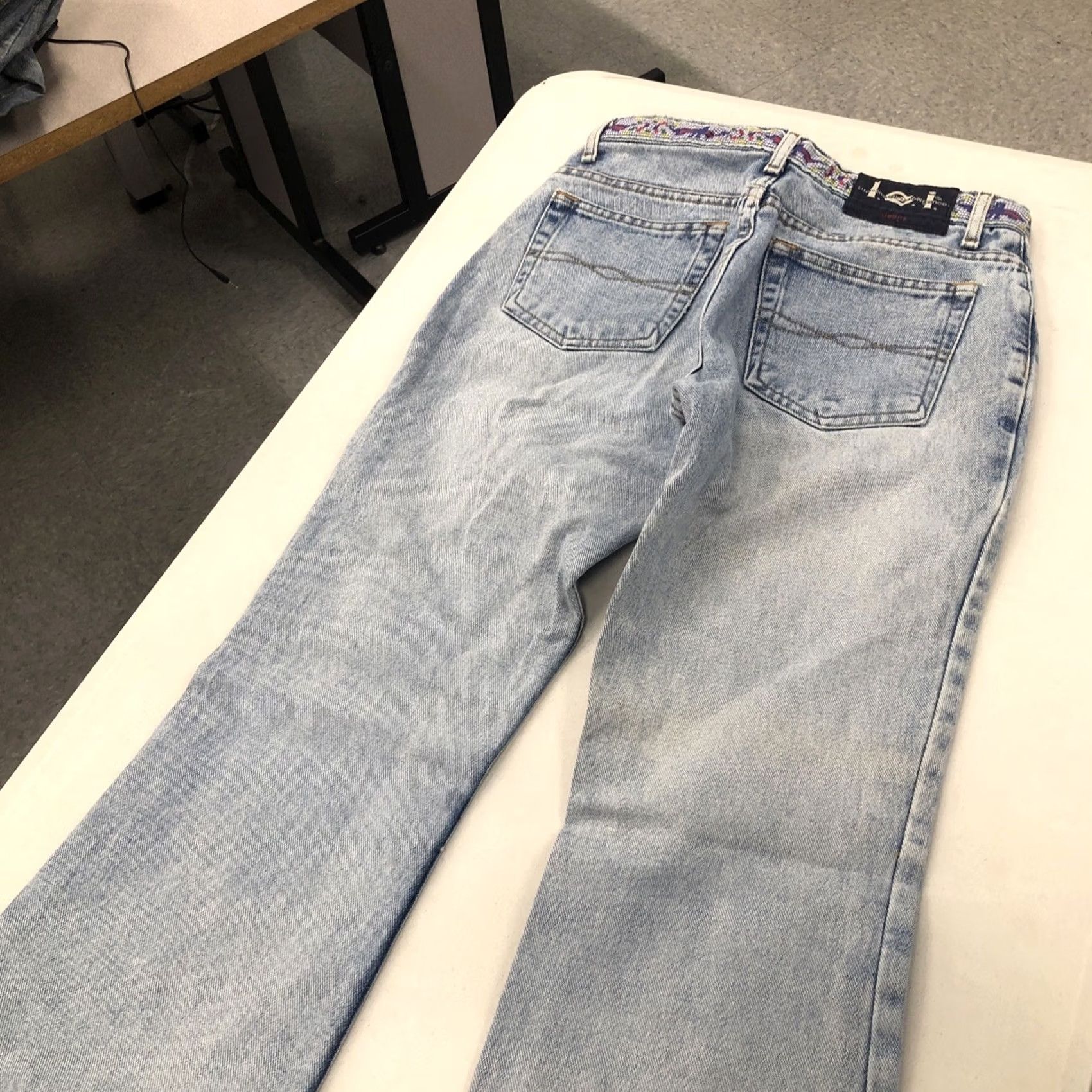 Vintage VINTAGE LEI Jeans Bootcut Juniors 7 28x31 Blue Denim Southwestern Belt Look 5-Pocket Regular Rise High Rise Women Mens Girls Size 28" / US 6 / IT 42 - 5 Thumbnail