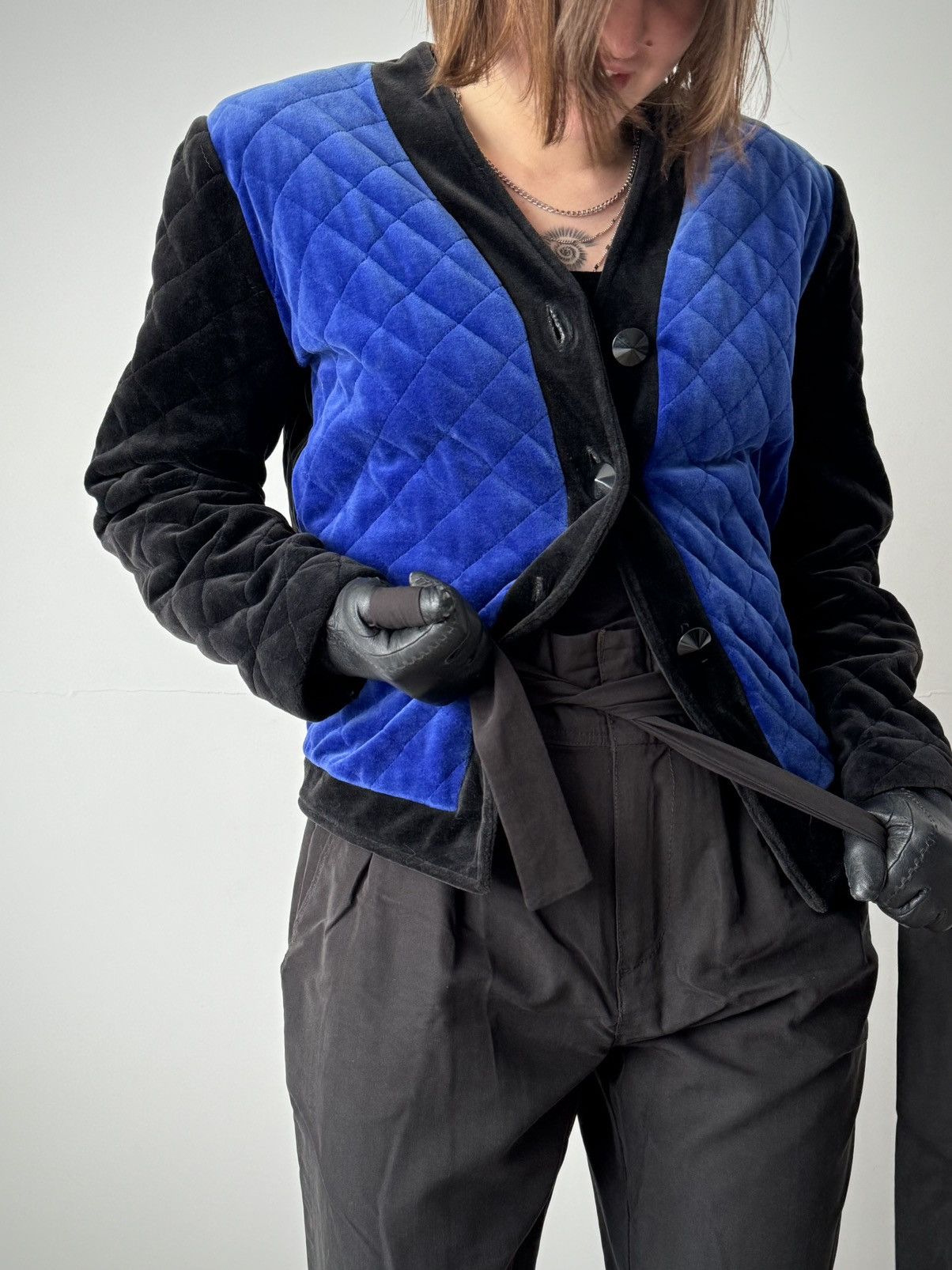 Yves Saint Laurent Vintage YSL Variation FW91 Quilted Velvet Jacket Size M / US 6-8 / IT 42-44 - 1 Thumbnail
