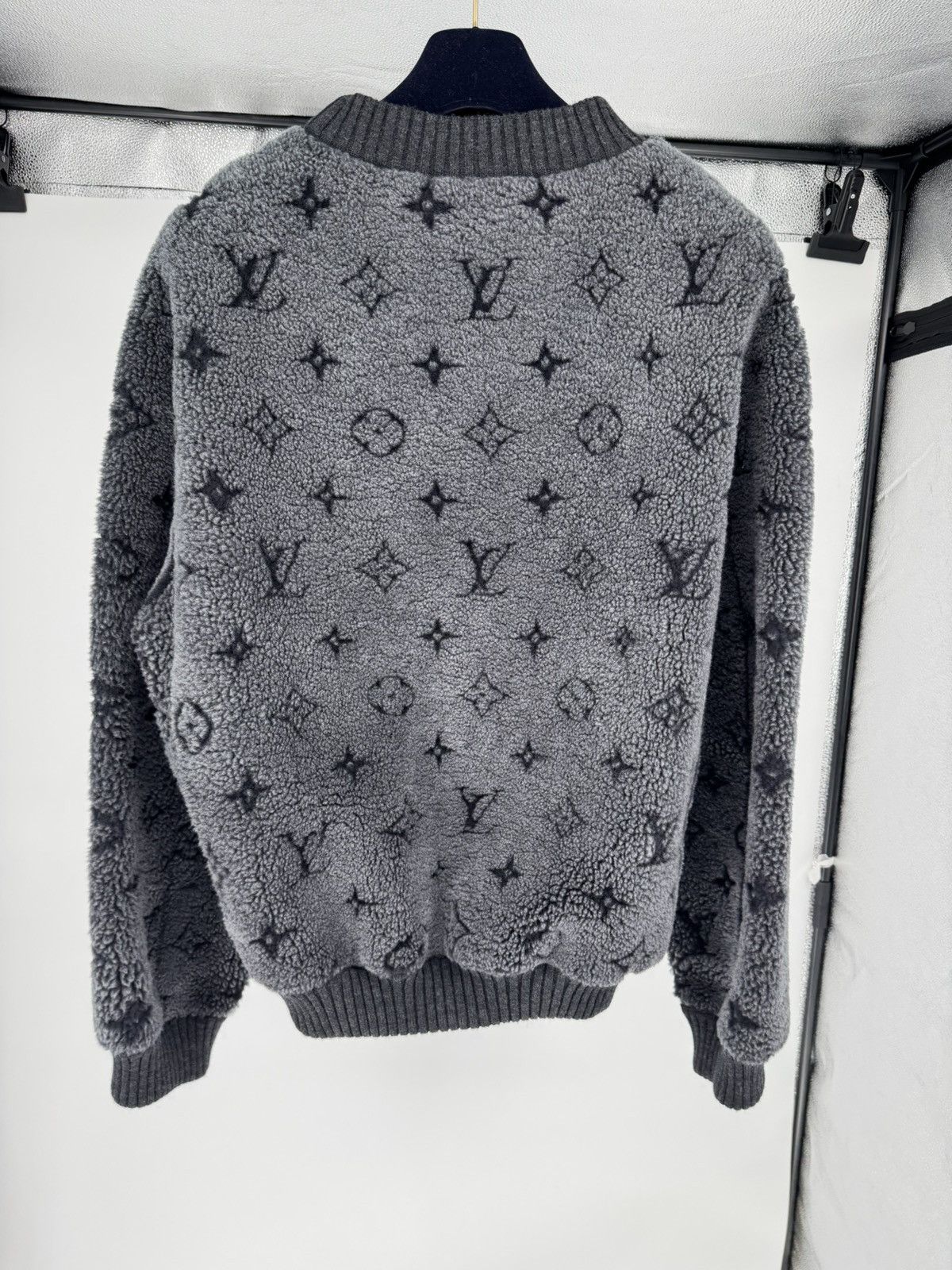 Louis Vuitton Louis Vuitton Wool Sweater With Leather Inner Part Size US L / EU 52-54 / 3 - 7 Thumbnail