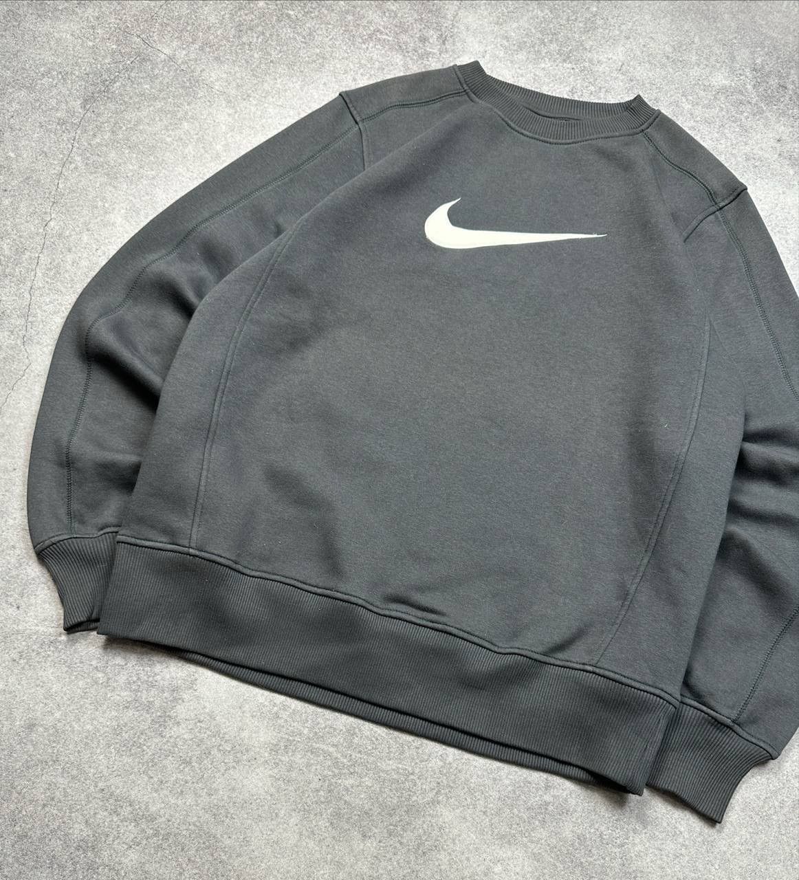 Nike Vintage Nike Sweatshirt, Size M – Classic 90s Sportswear Size US M / EU 48-50 / 2 - 3 Thumbnail