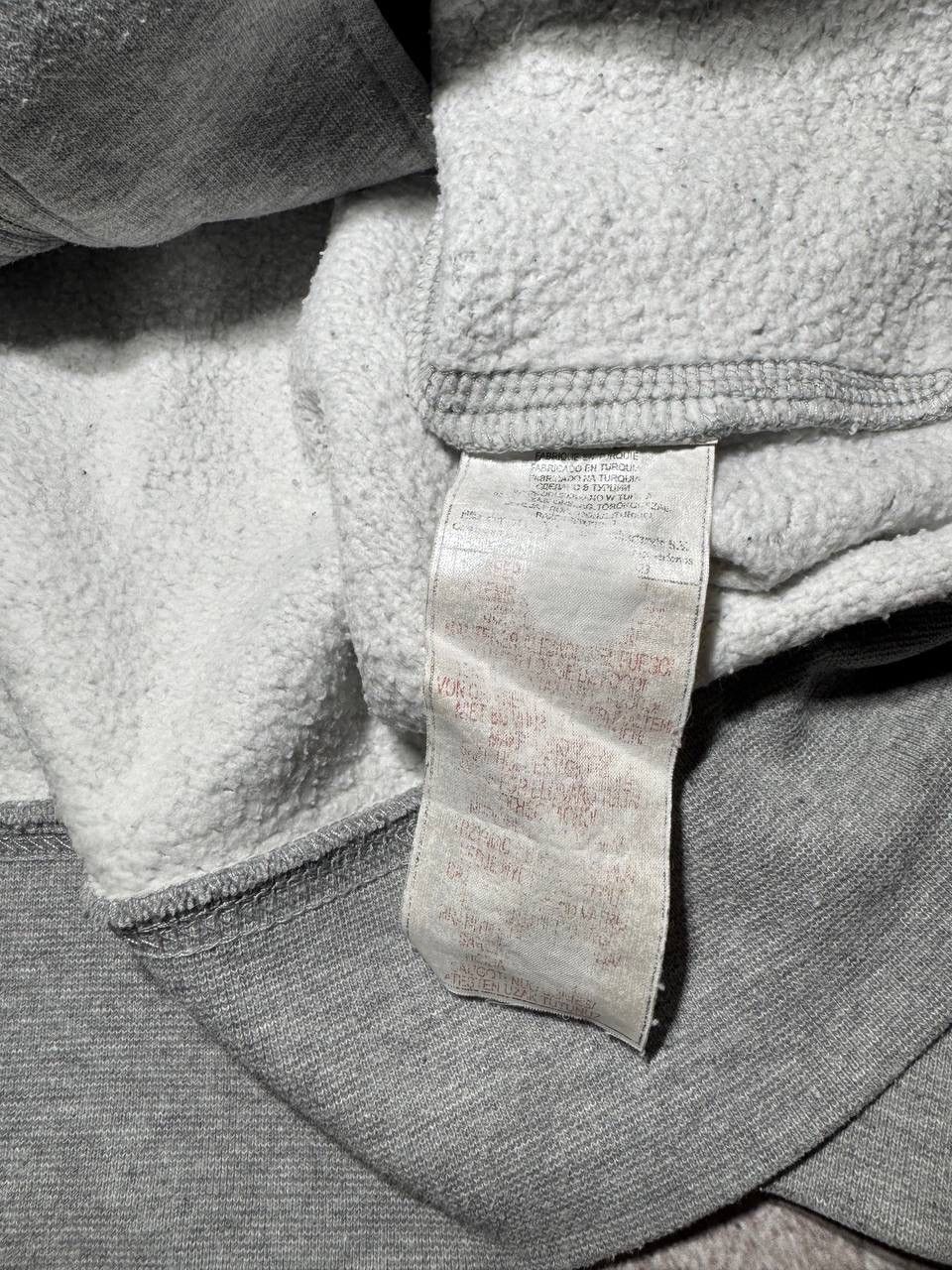 Nike Vintage Nike Streetwear Y2K Gray Hoodie Embroidered Swoosh Size US L / EU 52-54 / 3 - 10 Thumbnail