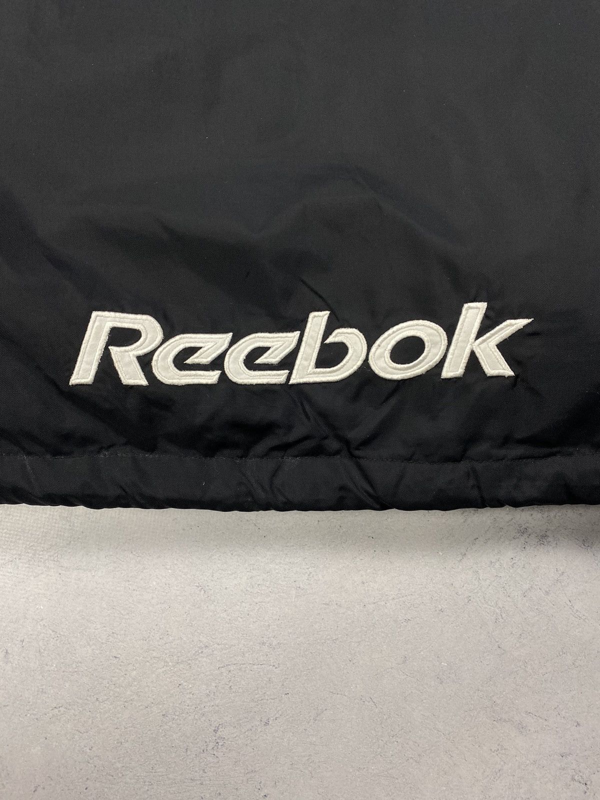 Reebok Vintage 90s Reebok Liverpool Bench Football Coat Jacket Size US XS / EU 42 / 0 - 15 Thumbnail