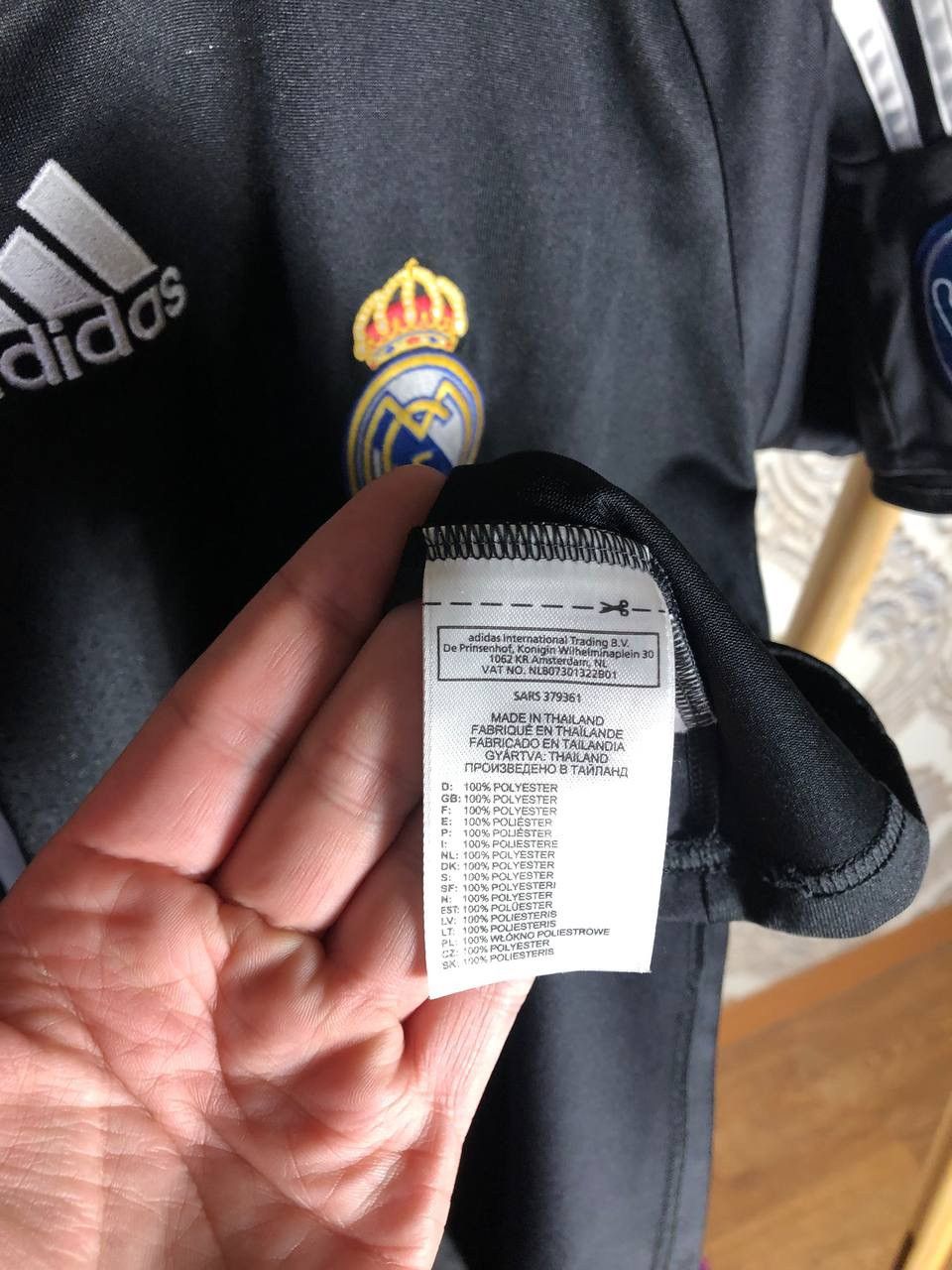 Adidas × Vintage VERY RARE ADIDAS FC REAL MADRID SPAIN SOCCER JERSEY RETRO Size US S / EU 44-46 / 1 - 5 Thumbnail