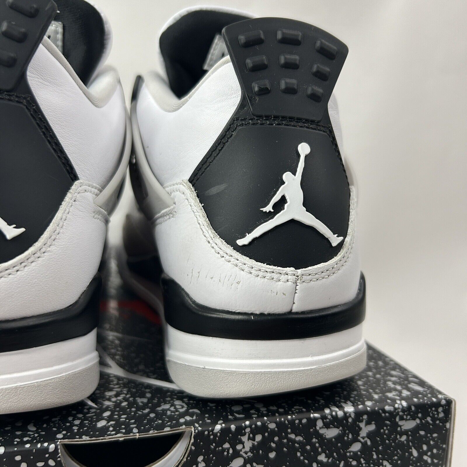 Nike Nike Air Jordan 4 Retro “Military Black White Grey” 2024 Size US 8 / EU 41 - 10 Thumbnail
