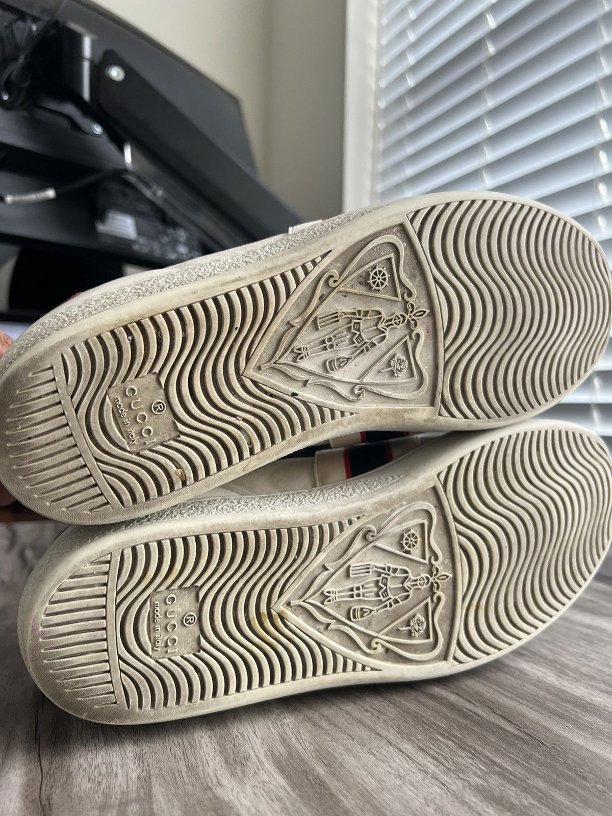 Gucci Gucci Ace Stripe Ivory Size 10 Women’s/ 8.5 Mens Size US 10 / IT 40 - 10 Thumbnail