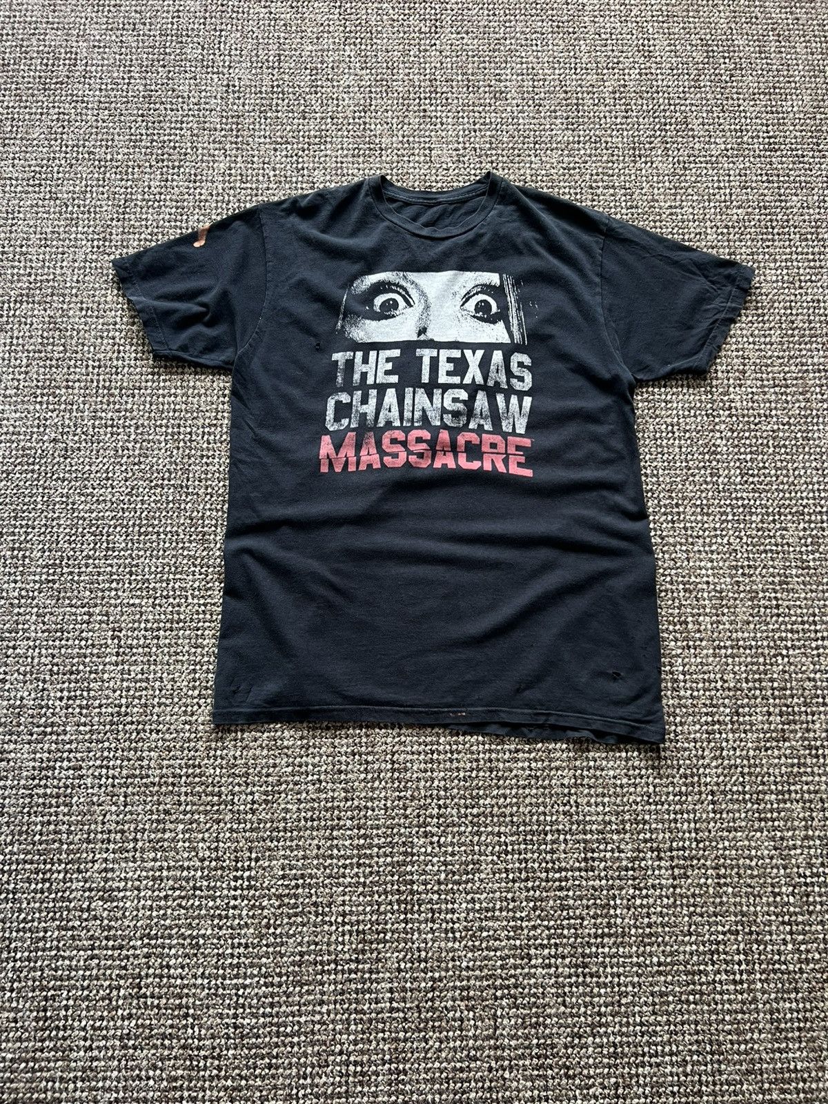 Band Tees VINTAGE TEXAS CHAINSAW MASSACRE TSHIRT HORROR MOVIE 90’S Size US M / EU 48-50 / 2 - 2 Thumbnail