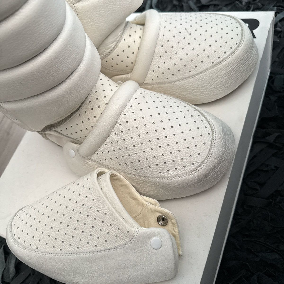 Hood By Air × Ugg Shayne Oliver x Ugg white armoured boots Size US 13 / EU 46 - 5 Thumbnail