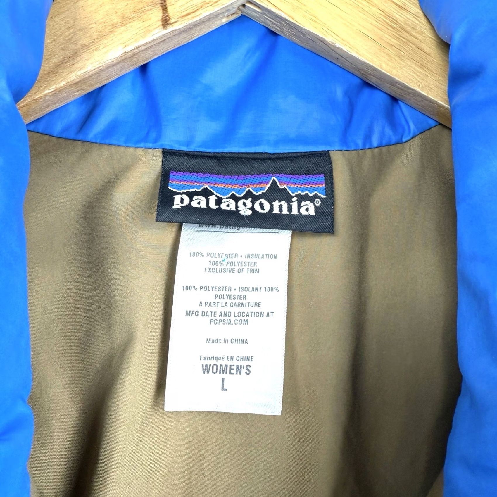 Patagonia Patagonia Lidia Vest Womens Large Blue Quilted Puff Insulated Packable Zipper Pockets Stand-Up Collar Mid-Length Sleeveless Casual Outdoor Travel Size L / US 10 / IT 46 - 4 Thumbnail