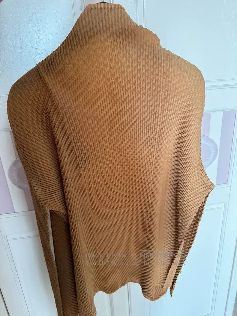 Issey Miyake Issey Miyake Fish-Scale Knit Cardigan Size M / US 6-8 / IT 42-44 - 2 Thumbnail