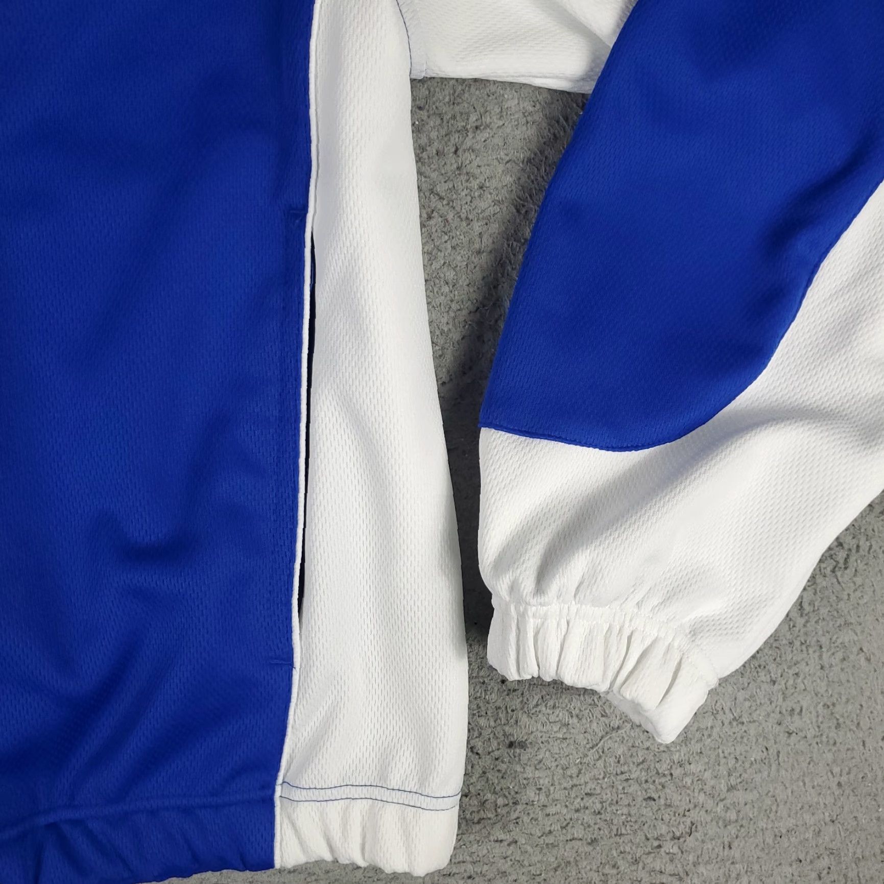 Nike Nike Jacket Mens Large Blue Full Zip Track Sleeve Long Solid Sports Baseball Football Golf Running & Jogging Walking Modern Classic American Size US L / EU 52-54 / 3 - 4 Thumbnail