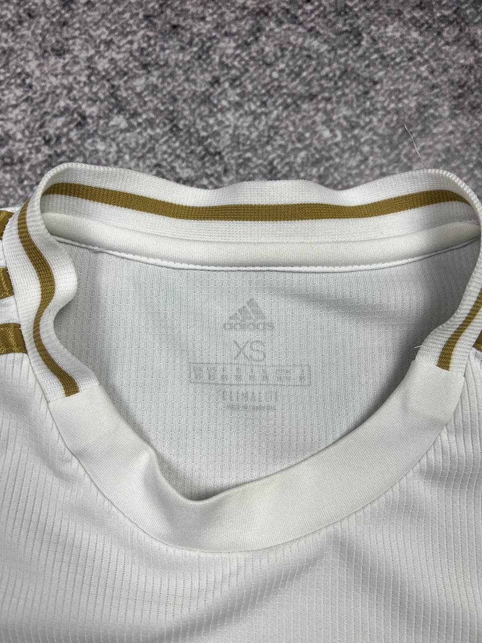 Adidas 2019/2020 Real Madrid Adidas Home Soccer Football Jersey Size US XS / EU 42 / 0 - 4 Thumbnail