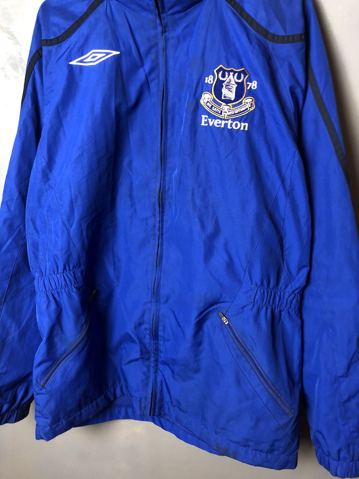 Umbro × Vintage Vintage men’s soccer jacket Umbro Manchester Sity size M Size US M / EU 48-50 / 2 - 3 Thumbnail
