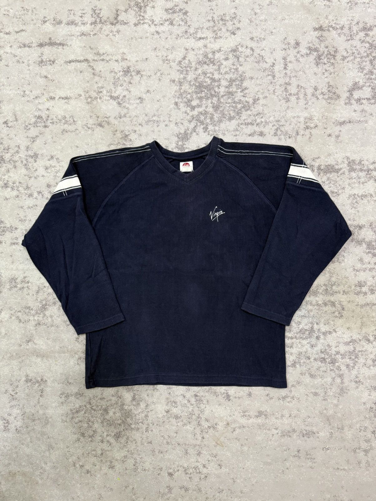Japanese Brand Vintage Virgin Vneck Raglan Sleeve Sweatshirt Size US M / EU 48-50 / 2 - 3 Thumbnail
