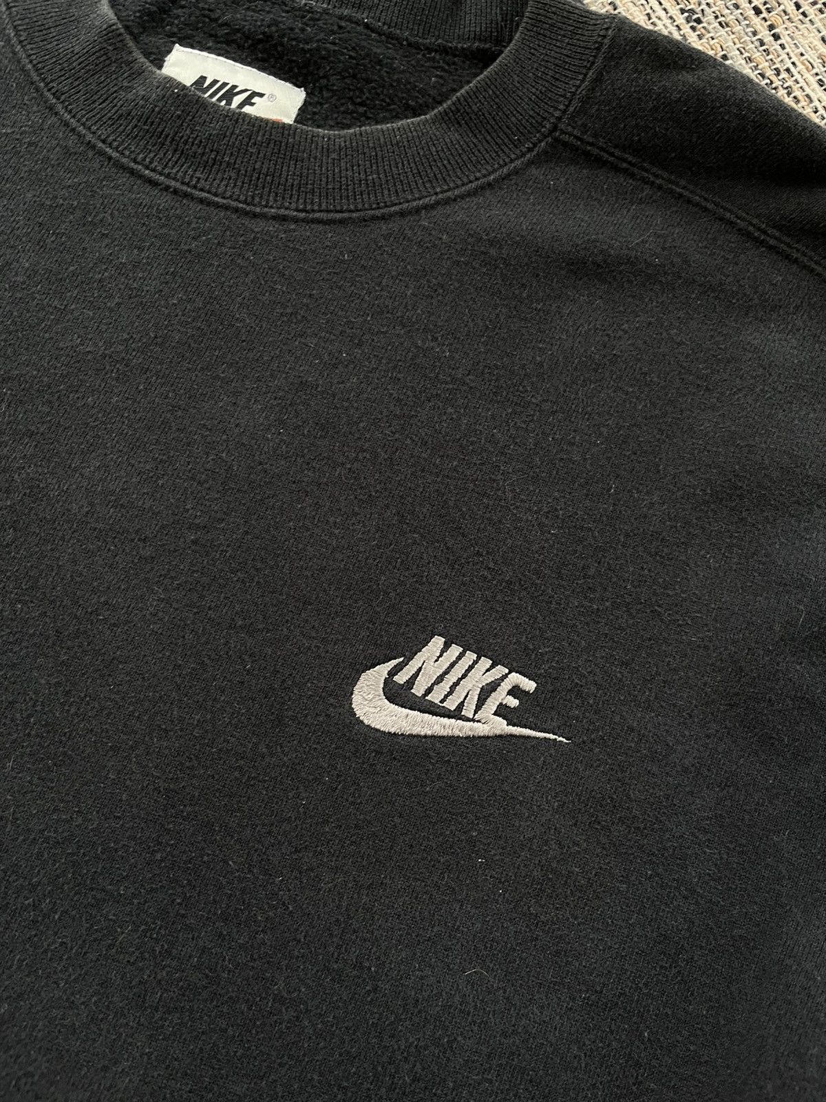 Nike 90s Vintage Nike Faded Black Boxy Fit sk8 blank Sweatshirt Size US L / EU 52-54 / 3 - 7 Thumbnail