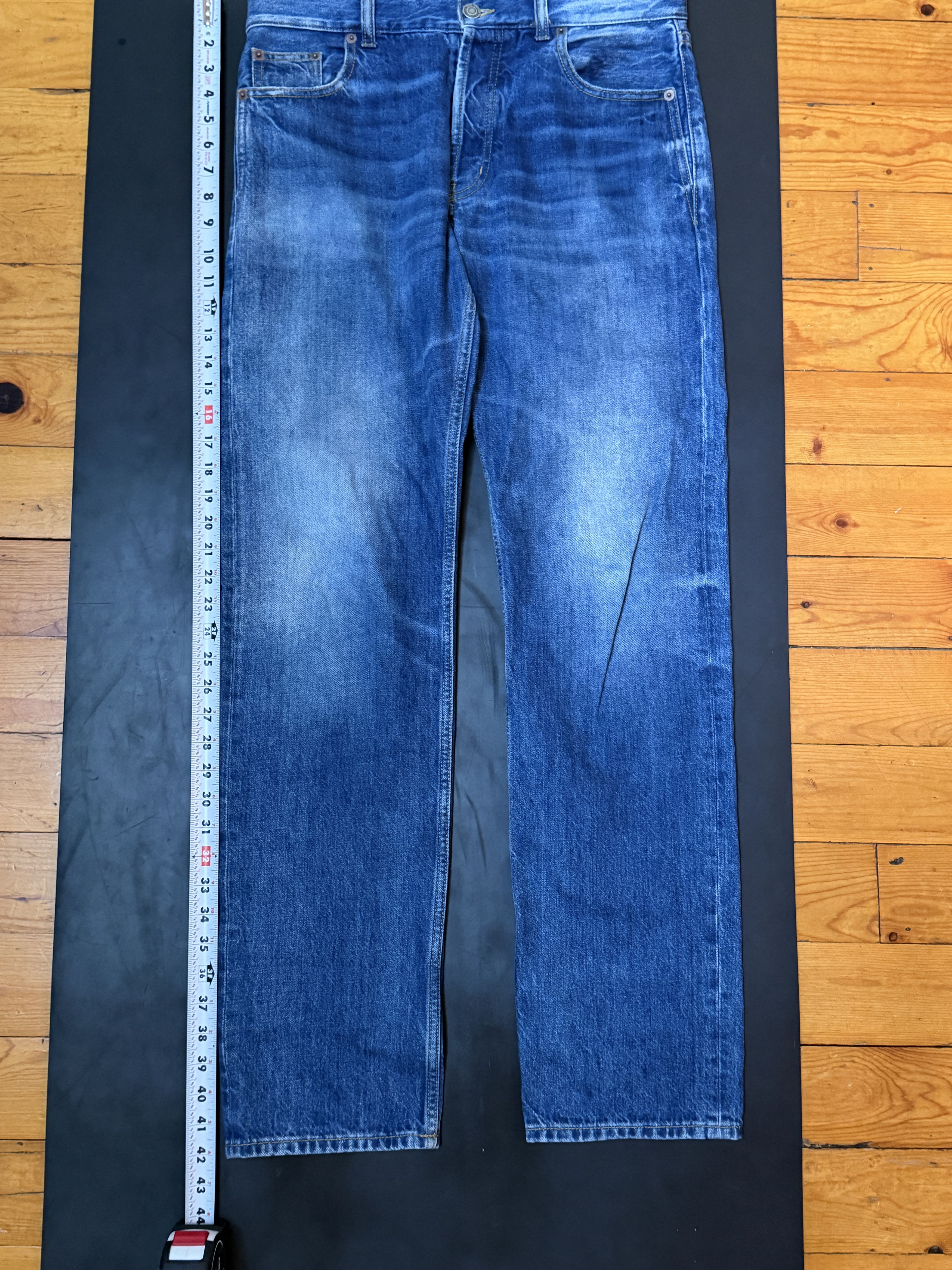 Yves Saint Laurent Saint Laurent Straight leg mid waist Jeans Size US 30 / EU 46 - 4 Thumbnail