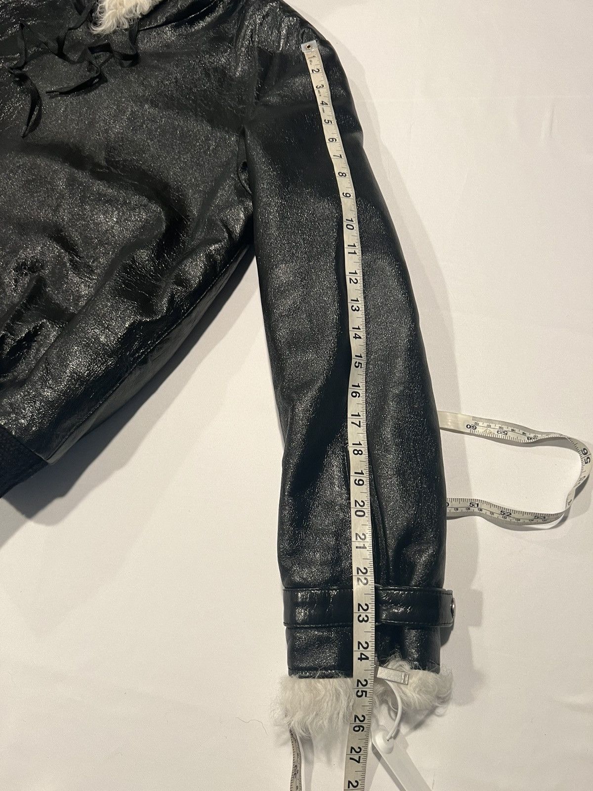 Saint Laurent Paris Saint Laurent teddy leather shearing hoodie. 48/M. $6000 Size US M / EU 48-50 / 2 - 6 Thumbnail